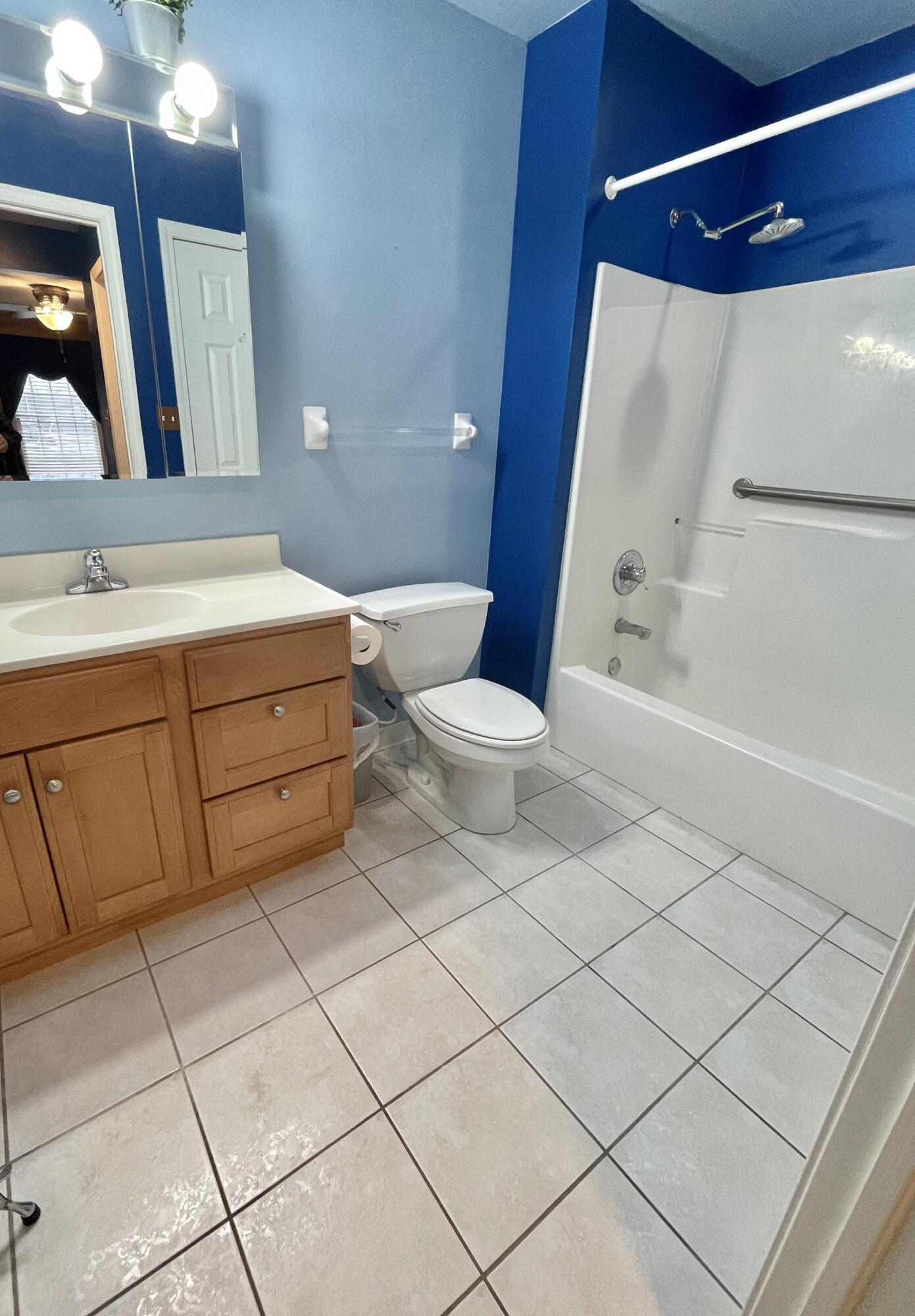 2741 Georgetowne Drive, Highland, IN #A1, 46322; Image #11