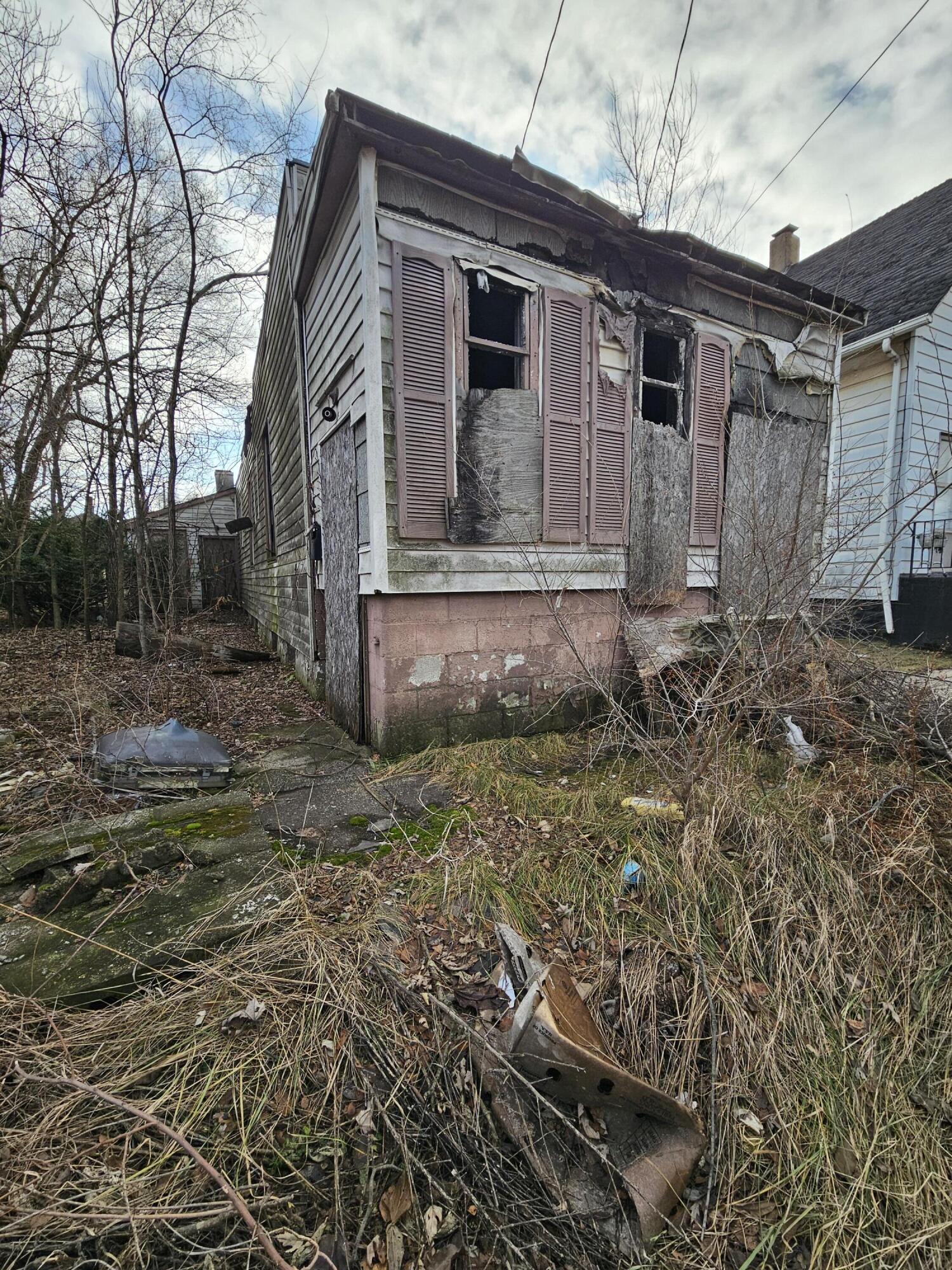 Prev Image