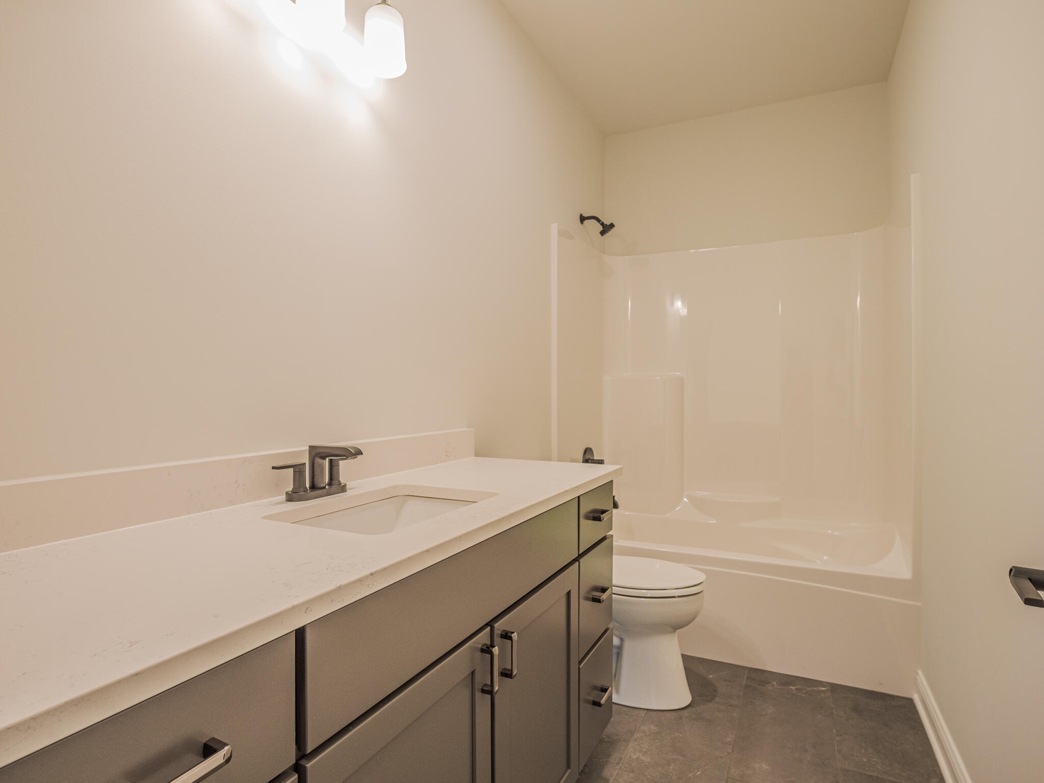 3004 Forestside Lane, Valparaiso, IN 46385; Image #5