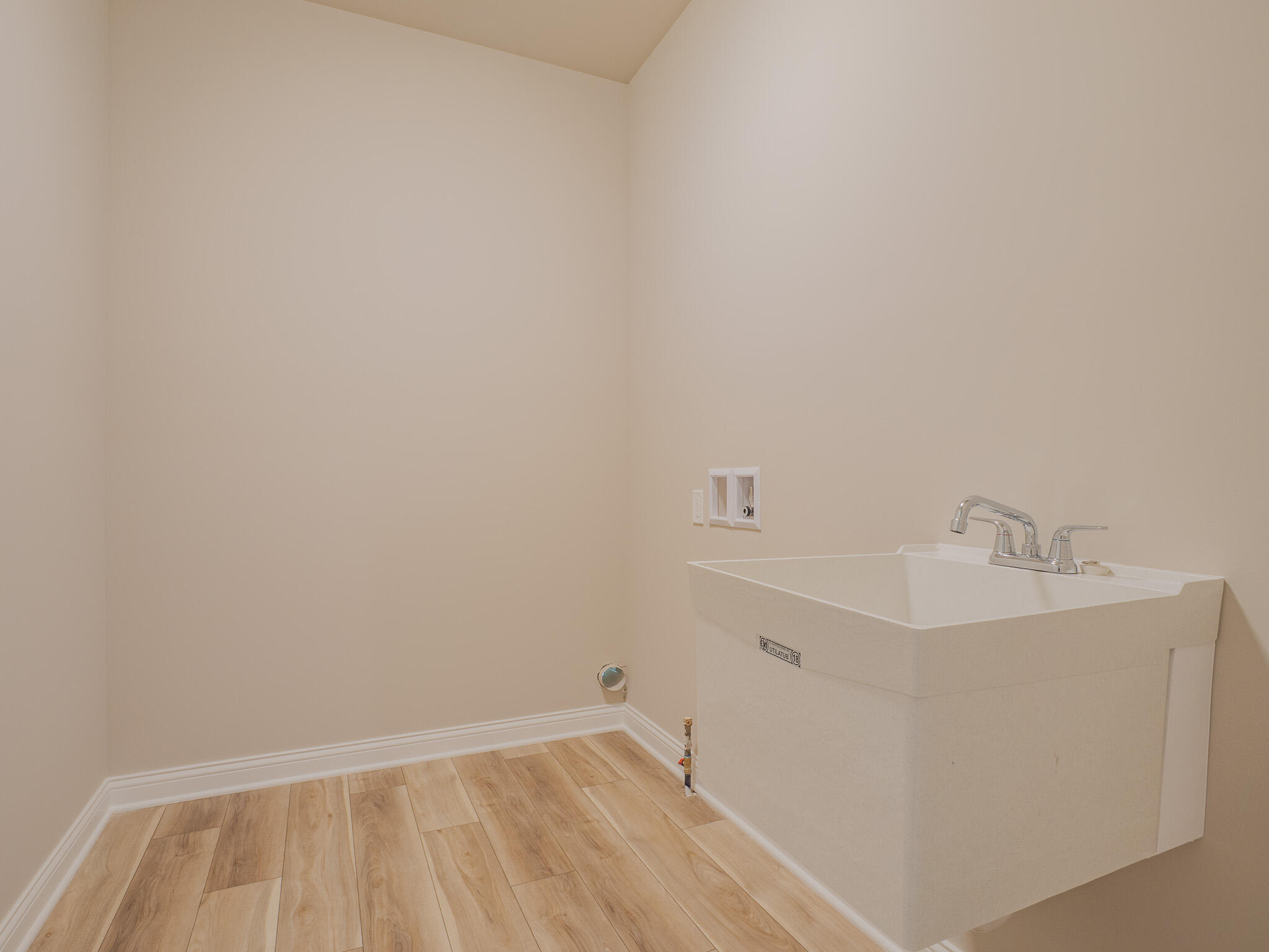 3106 Forestside Lane, Valparaiso, IN 46385; Image #11