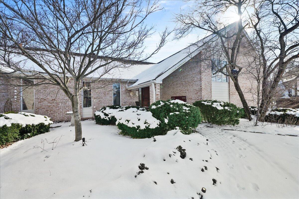 1755 Clifty Creek Court, Valparaiso, IN 46385; Image #2