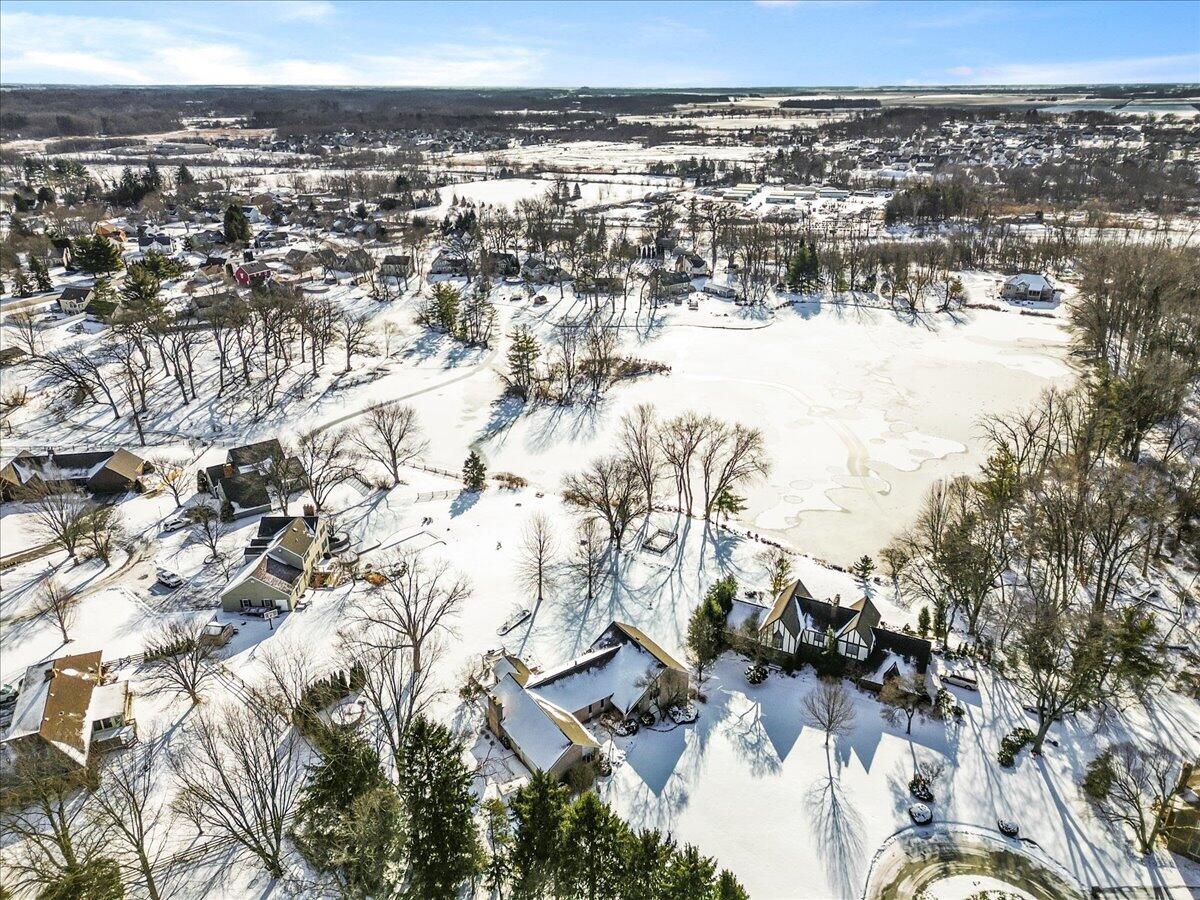 1755 Clifty Creek Court, Valparaiso, IN 46385; Image #49