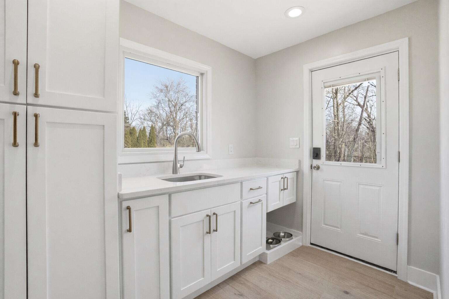 10043 Twin Creek Boulevard, Munster, IN 46321; Image #13