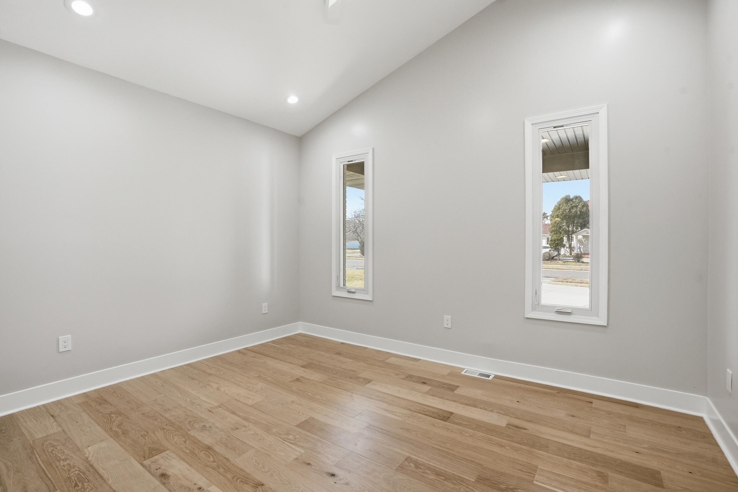 10043 Twin Creek Boulevard, Munster, IN 46321; Image #24