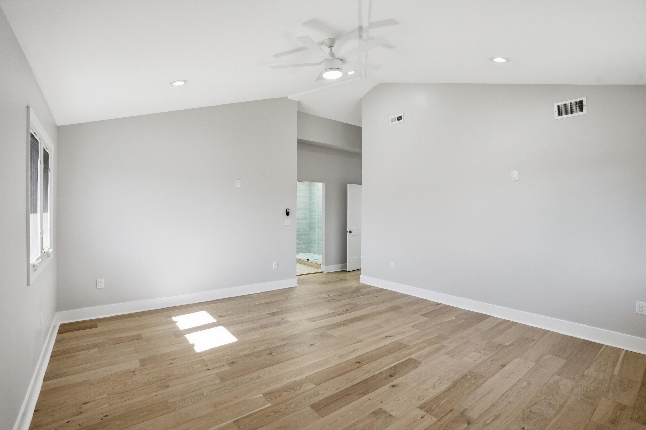 10043 Twin Creek Boulevard, Munster, IN 46321; Image #26