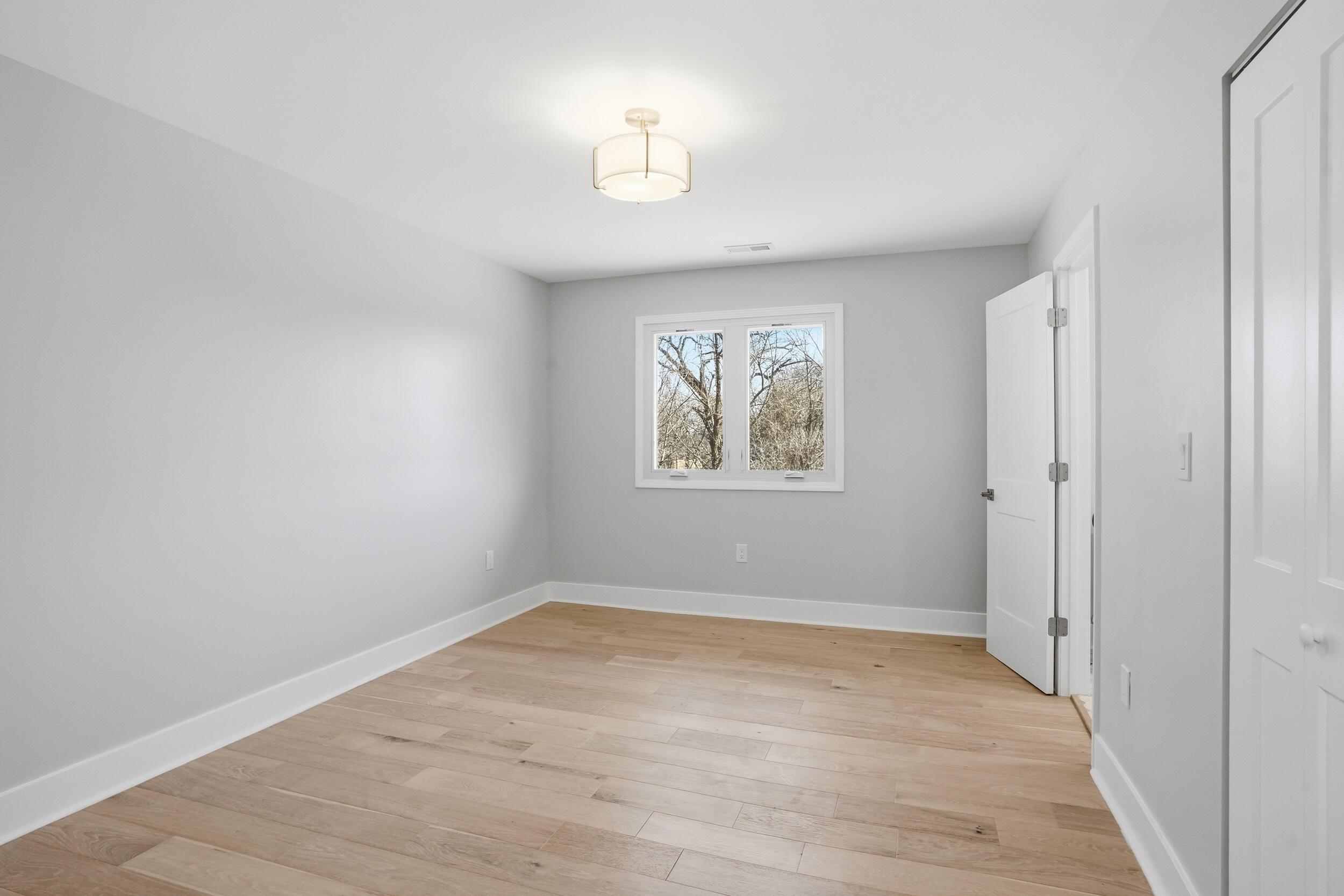 10043 Twin Creek Boulevard, Munster, IN 46321; Image #32