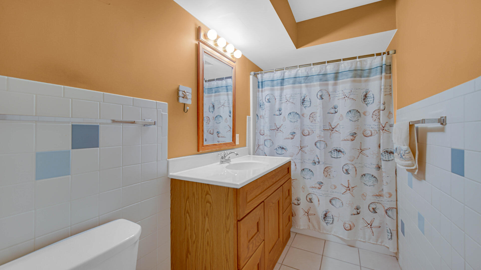 238 W Johnson Road, La Porte, IN 46350; Image #19
