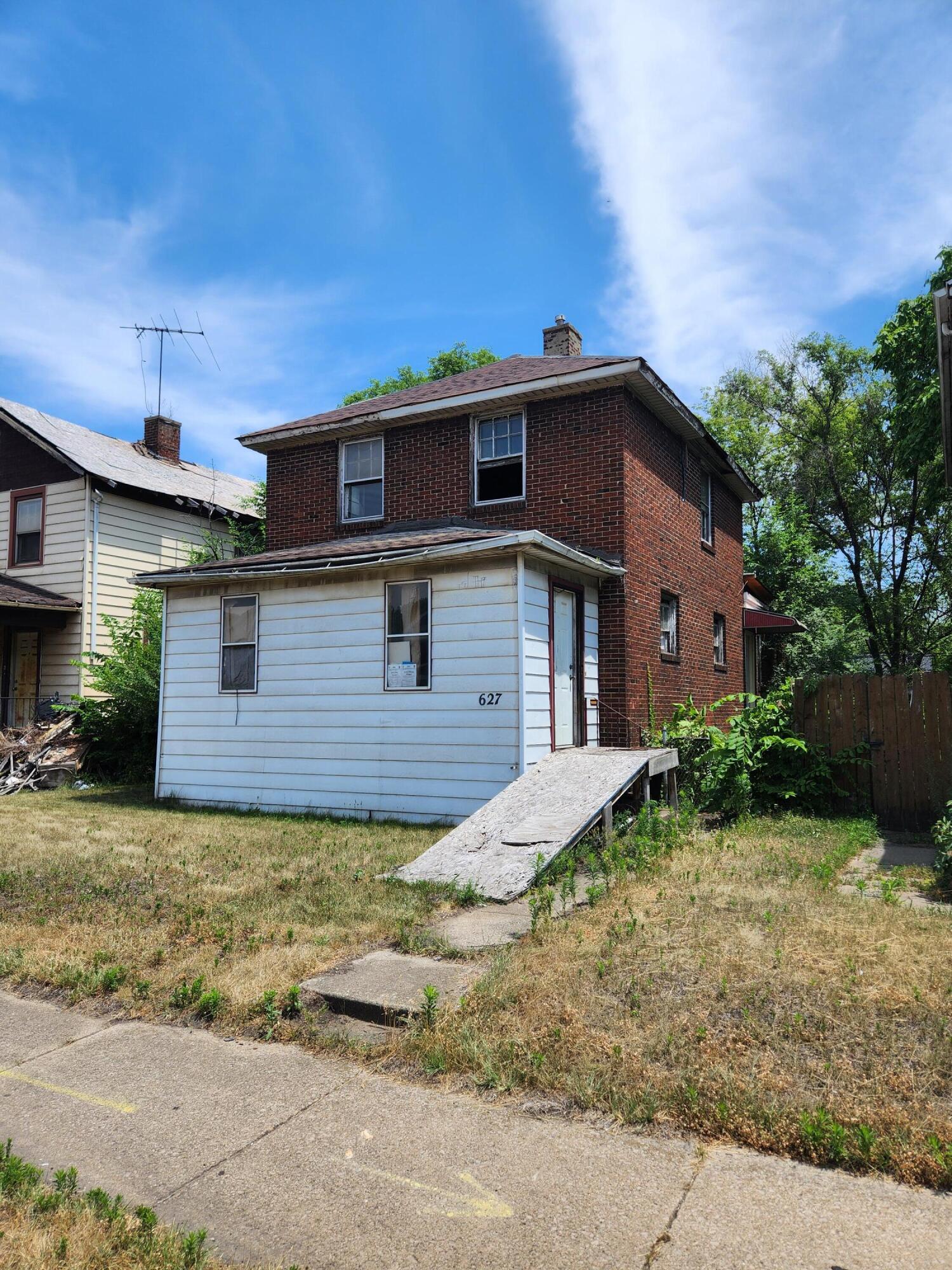 627 Tennessee Street, Gary, IN 46402; Image #2