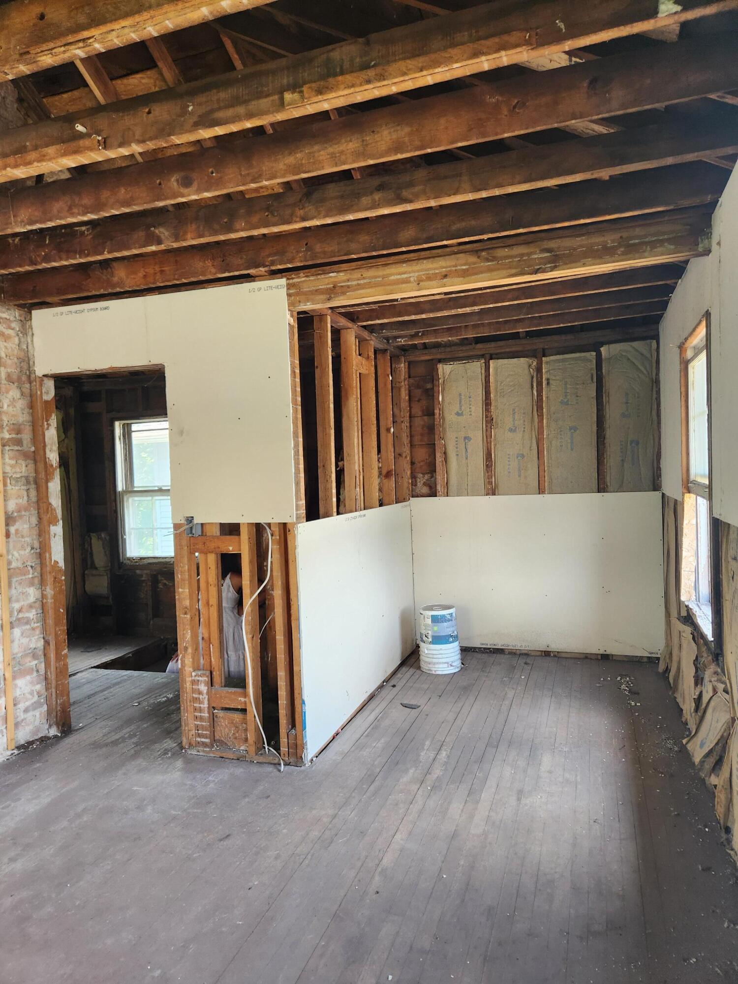 627 Tennessee Street, Gary, IN 46402; Image #8
