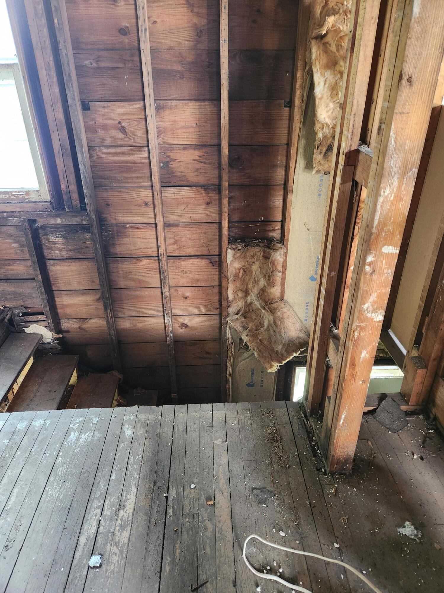 627 Tennessee Street, Gary, IN 46402; Image #9