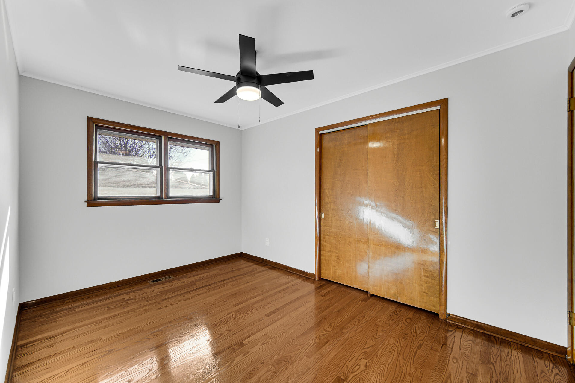 9220 Wildwood Drive, Highland, IN 46322; Image #19