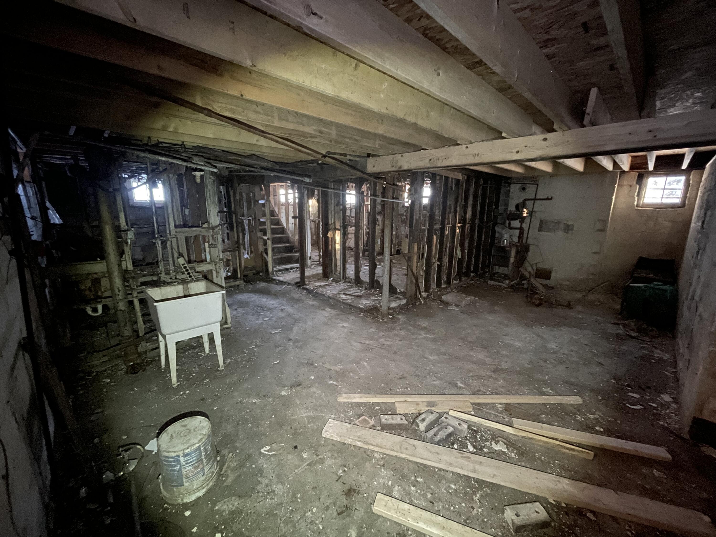4169 Monroe Street, Gary, IN 46408; Image #14