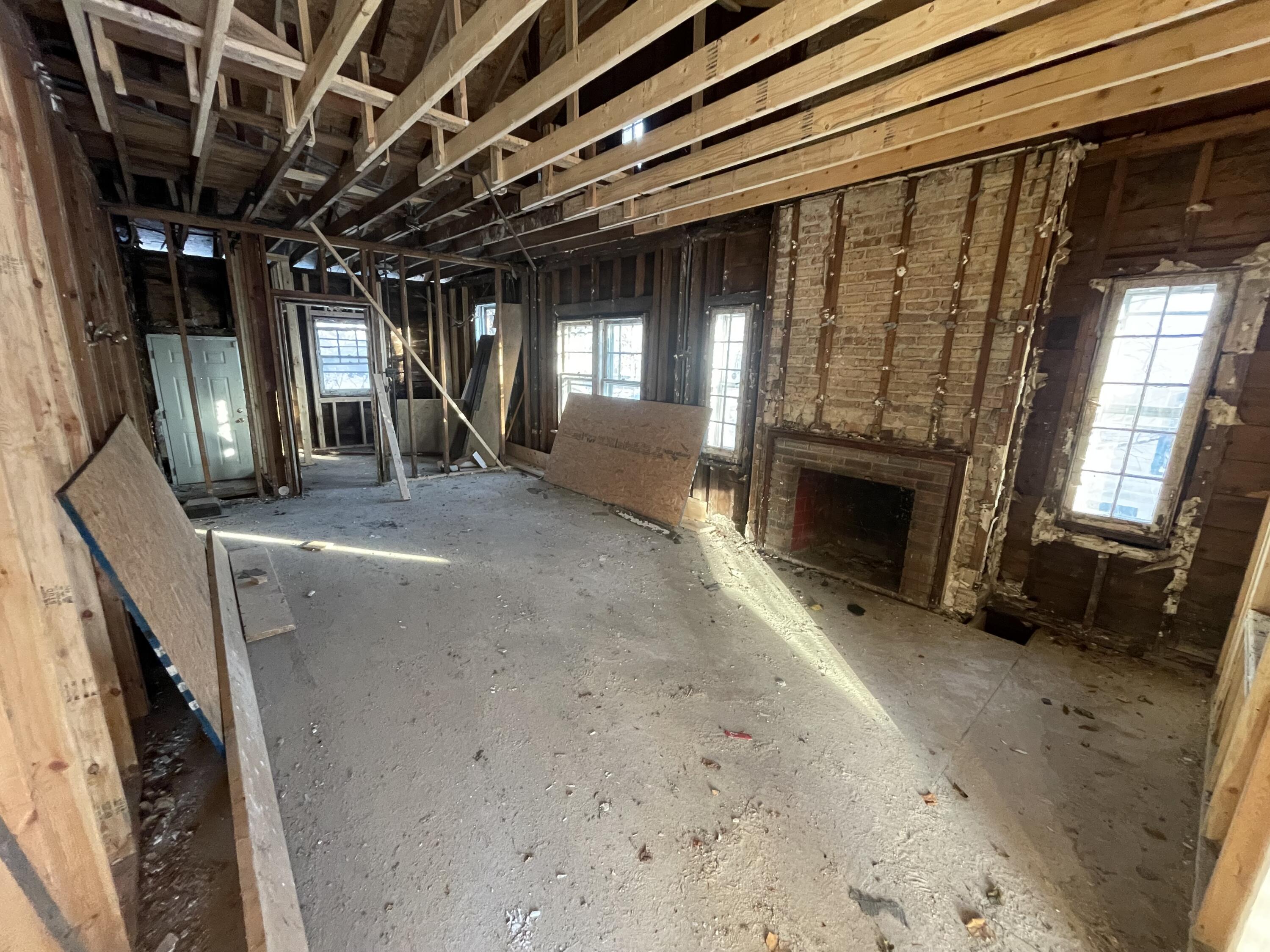 4169 Monroe Street, Gary, IN 46408; Image #5
