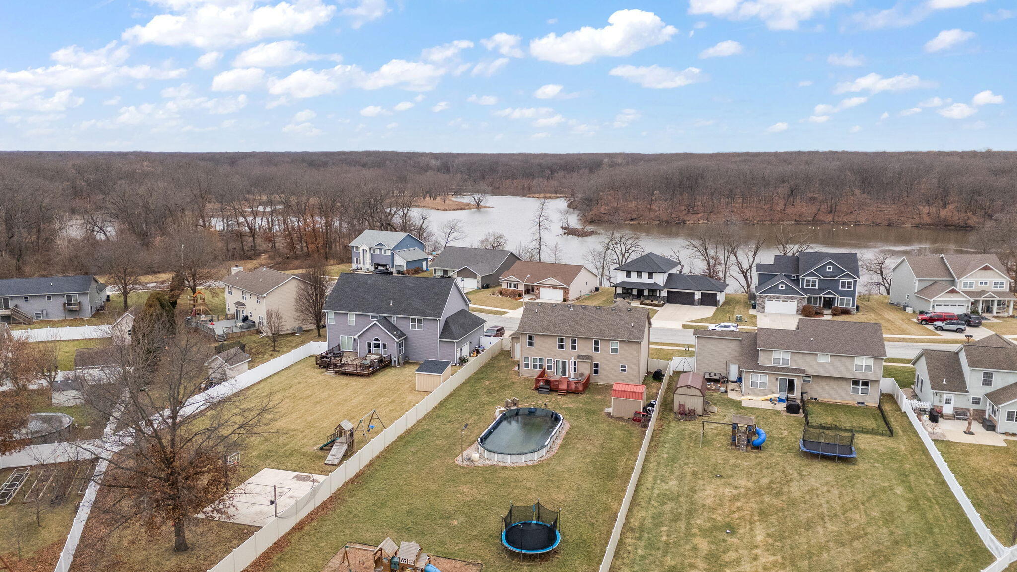 1089 Lakeview Drive, Hobart, IN 46342; Image #23