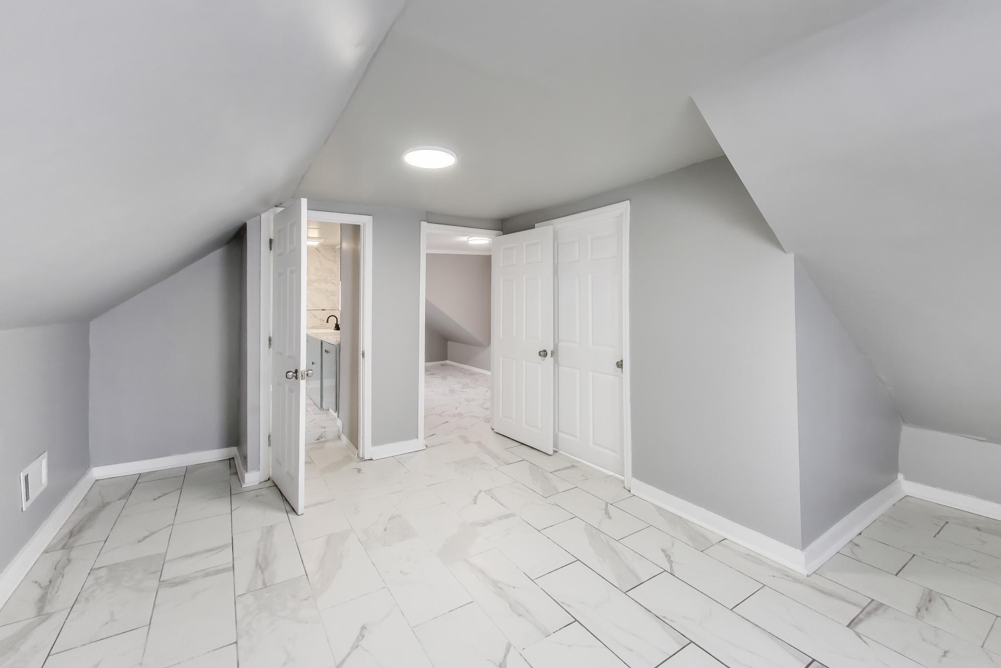 2376 Connecticut Street, Gary, IN 46407; Image #22