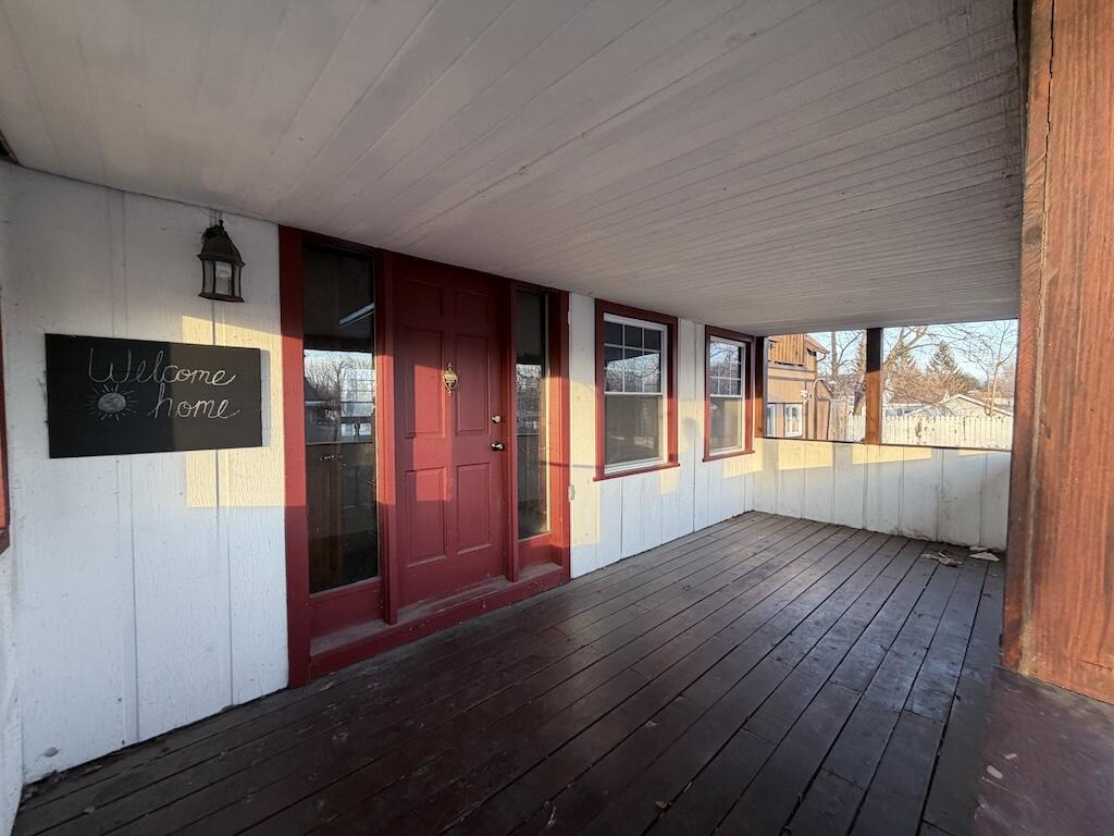 322 Burnham Street, Lowell, IN 46356; Image #4