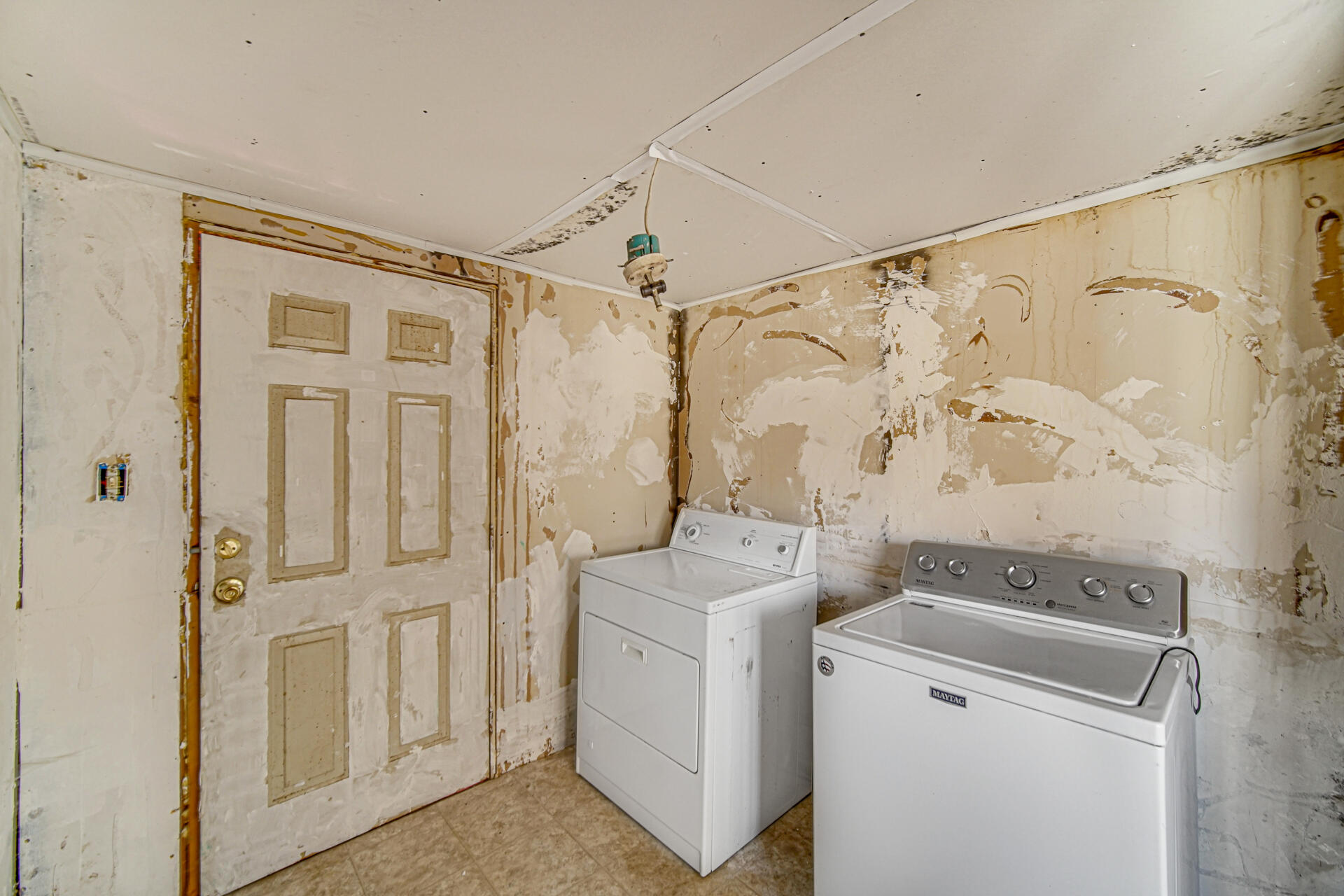 3640 Henry Street, Michigan City, IN 46360; Image #16