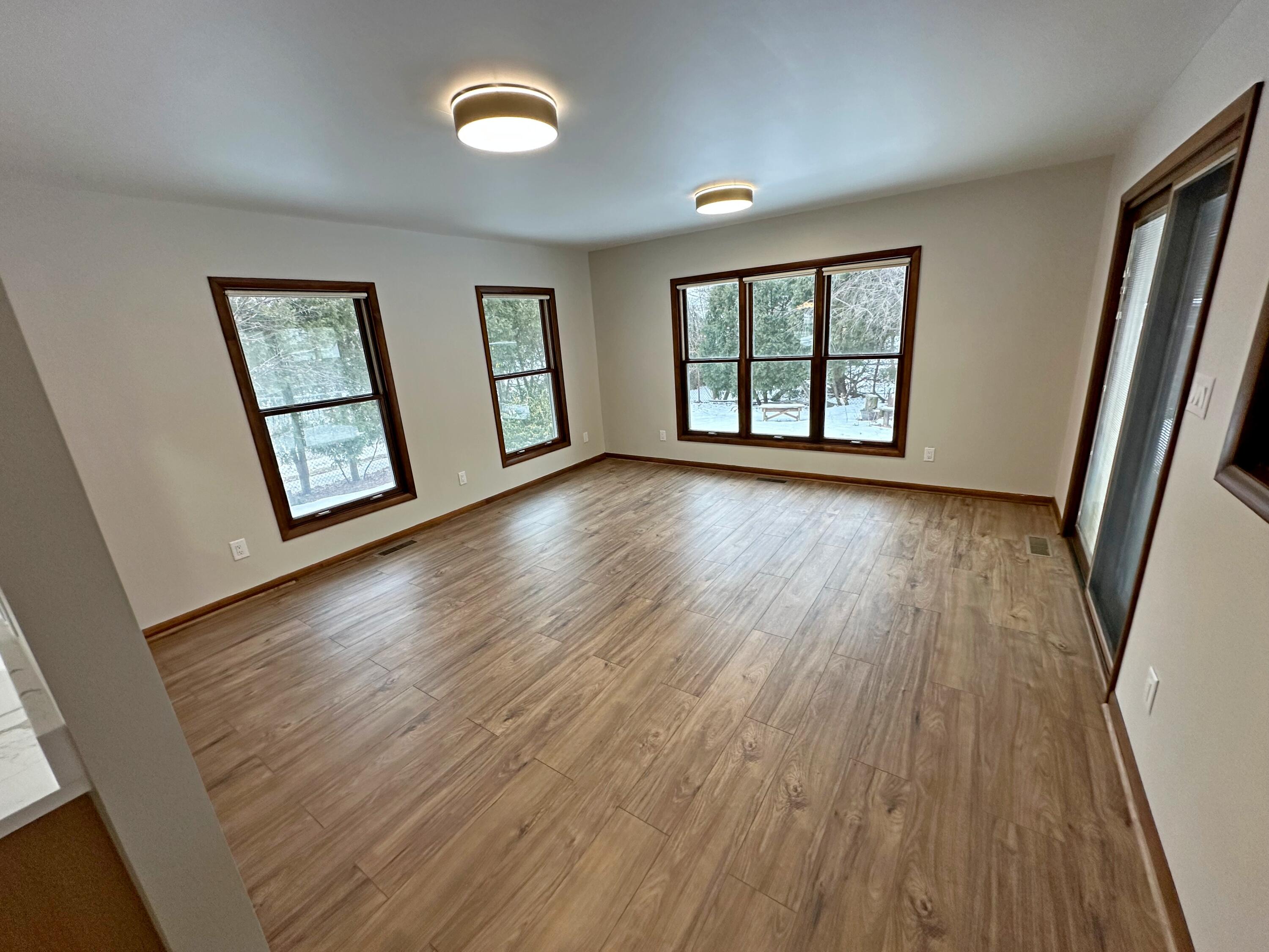 8440 Van Buren Court, Munster, IN 46321; Image #18