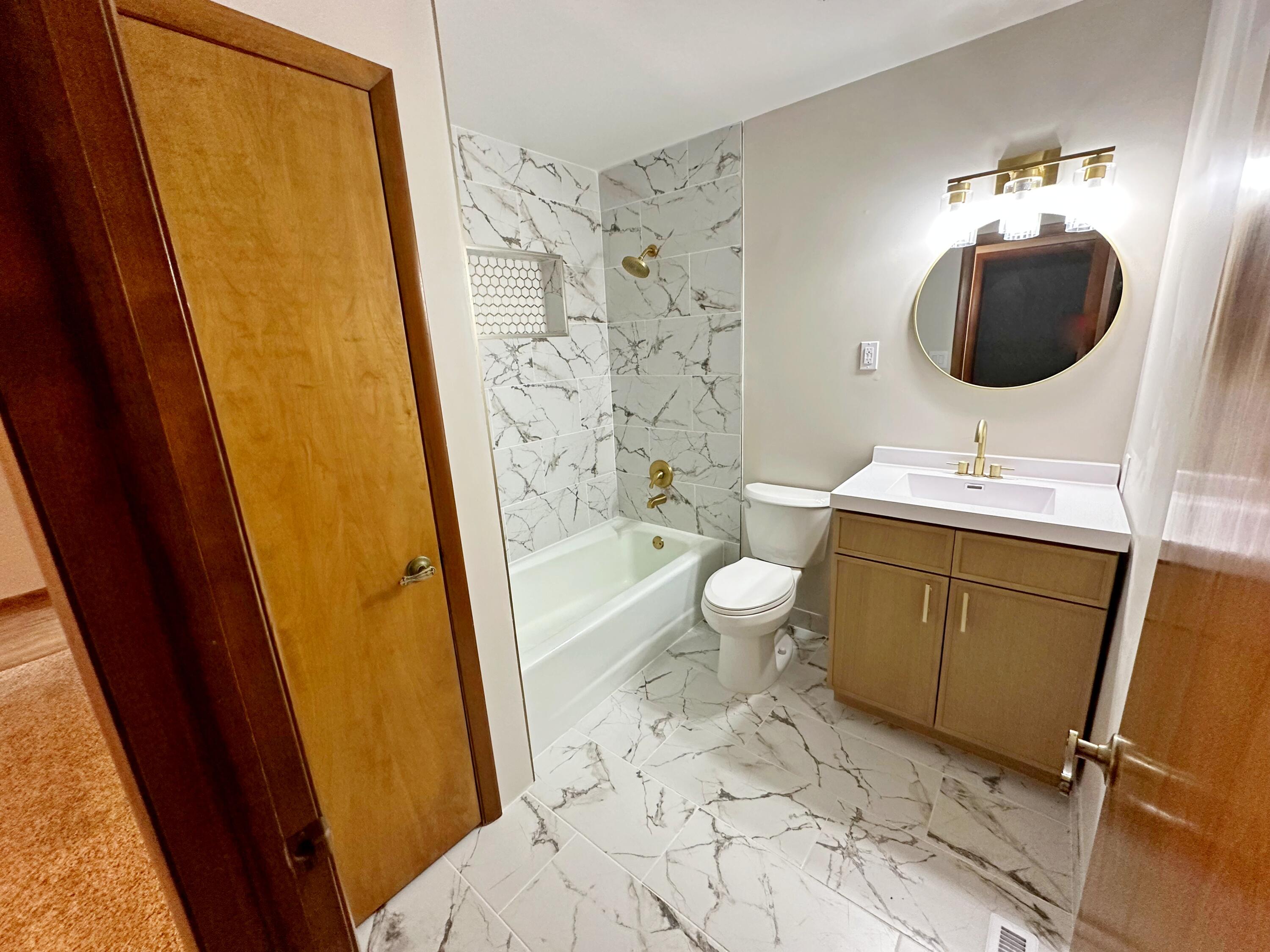8440 Van Buren Court, Munster, IN 46321; Image #27