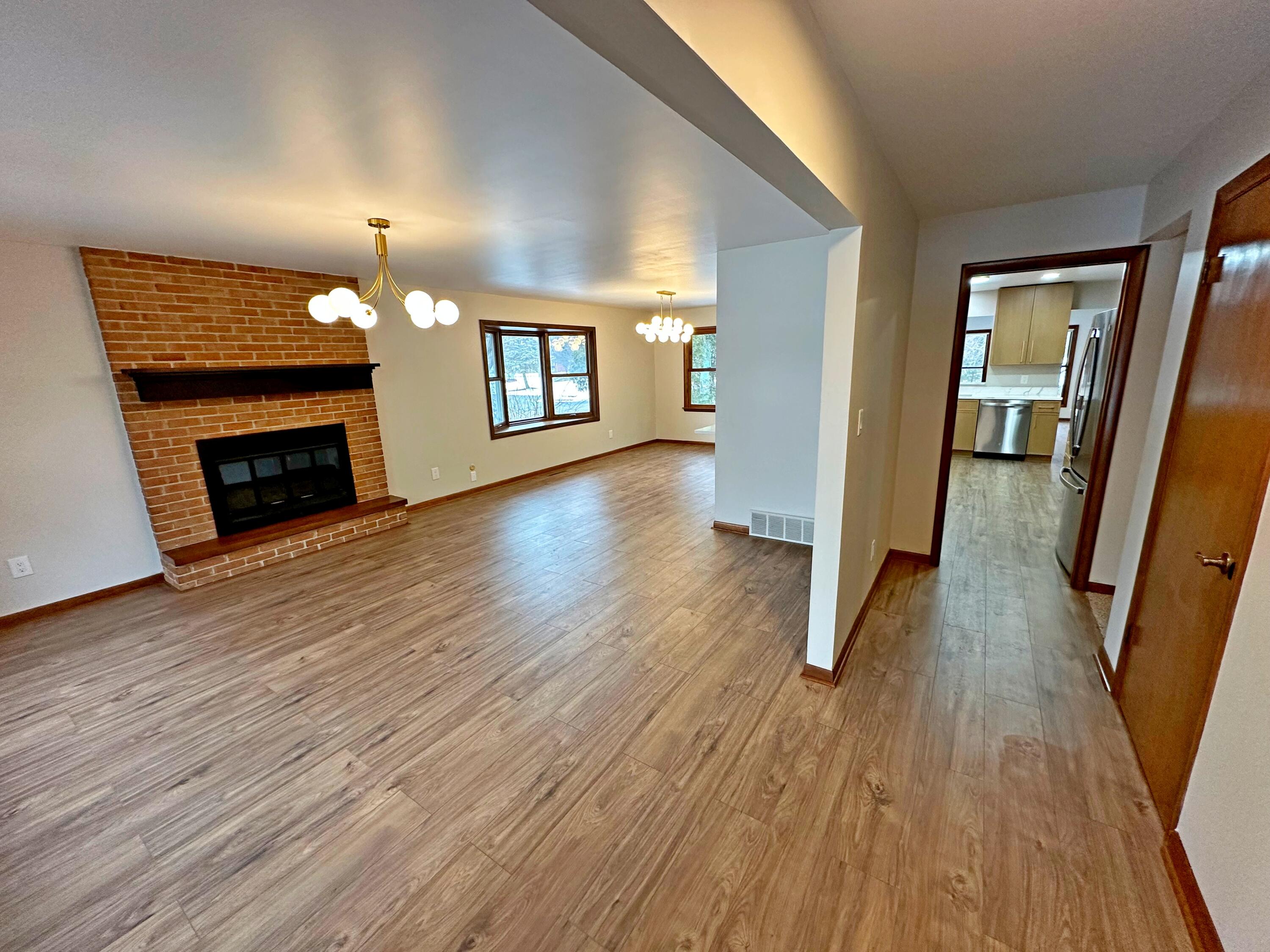8440 Van Buren Court, Munster, IN 46321; Image #5