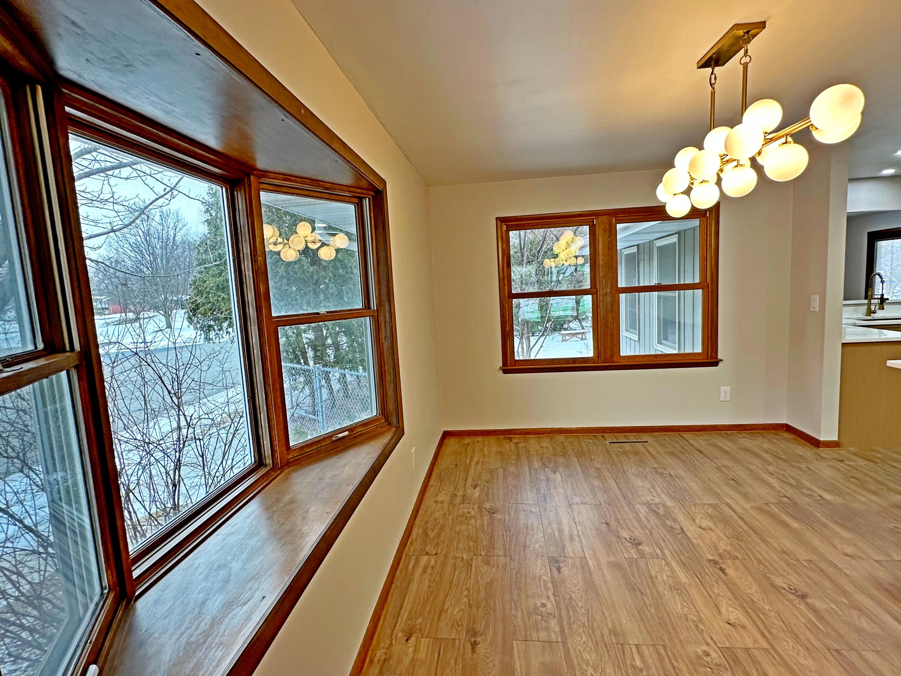 8440 Van Buren Court, Munster, IN 46321; Image #8