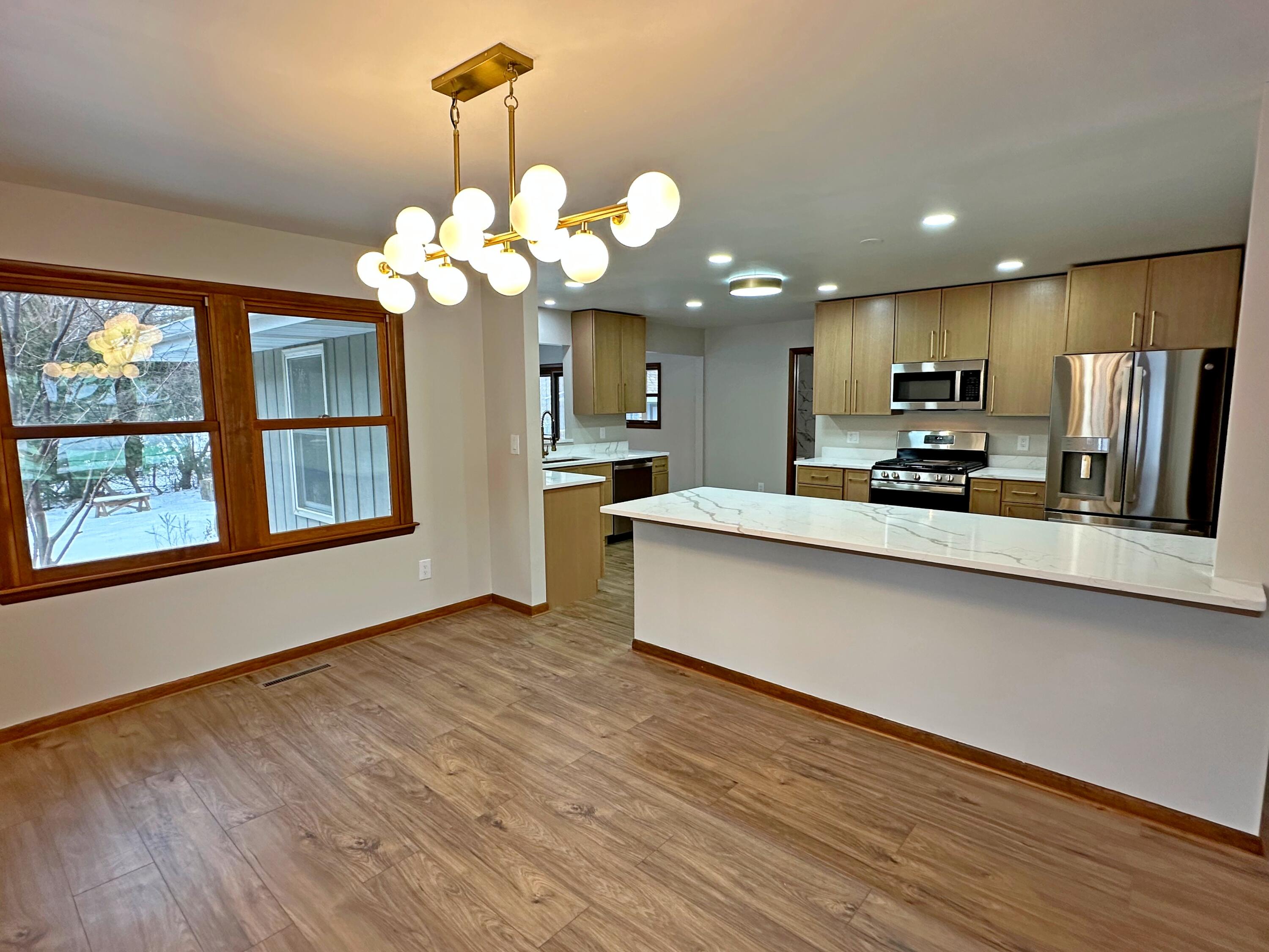 8440 Van Buren Court, Munster, IN 46321; Image #9