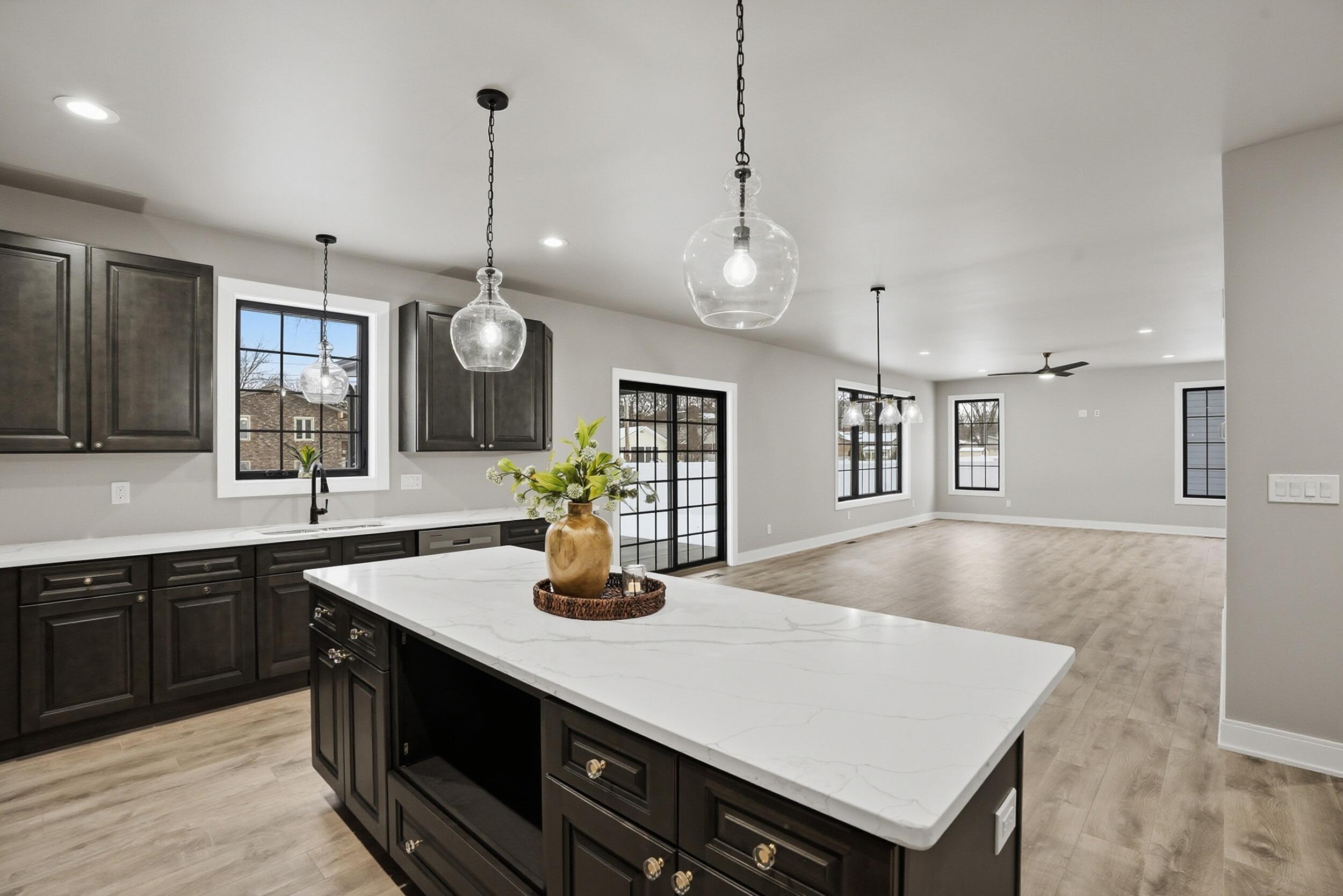 8201 Castle Drive, Munster, IN 46321; Image #12