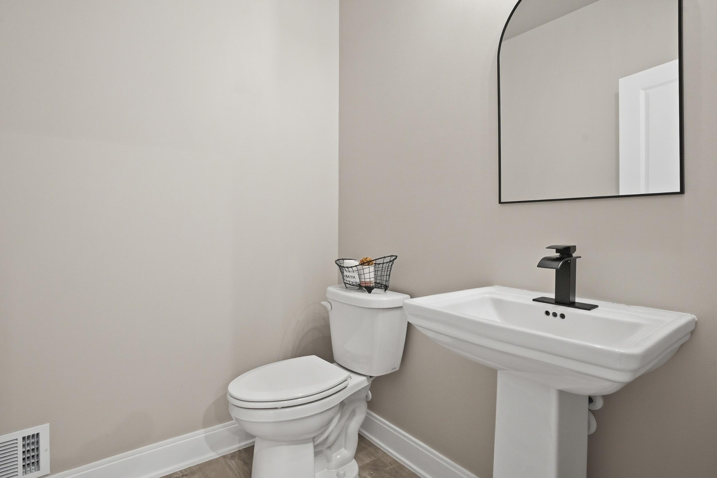 8201 Castle Drive, Munster, IN 46321; Image #17