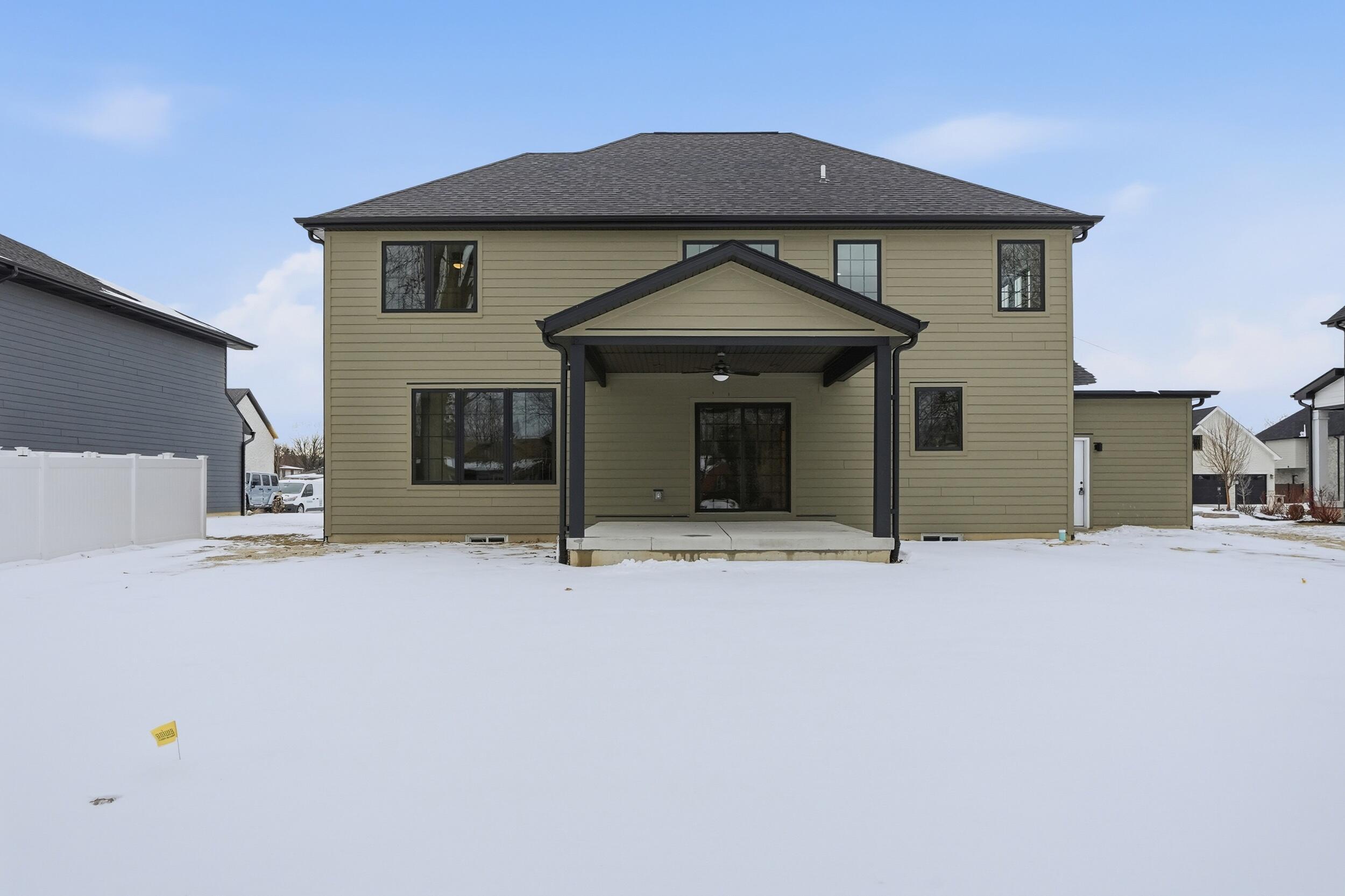 8201 Castle Drive, Munster, IN 46321; Image #4