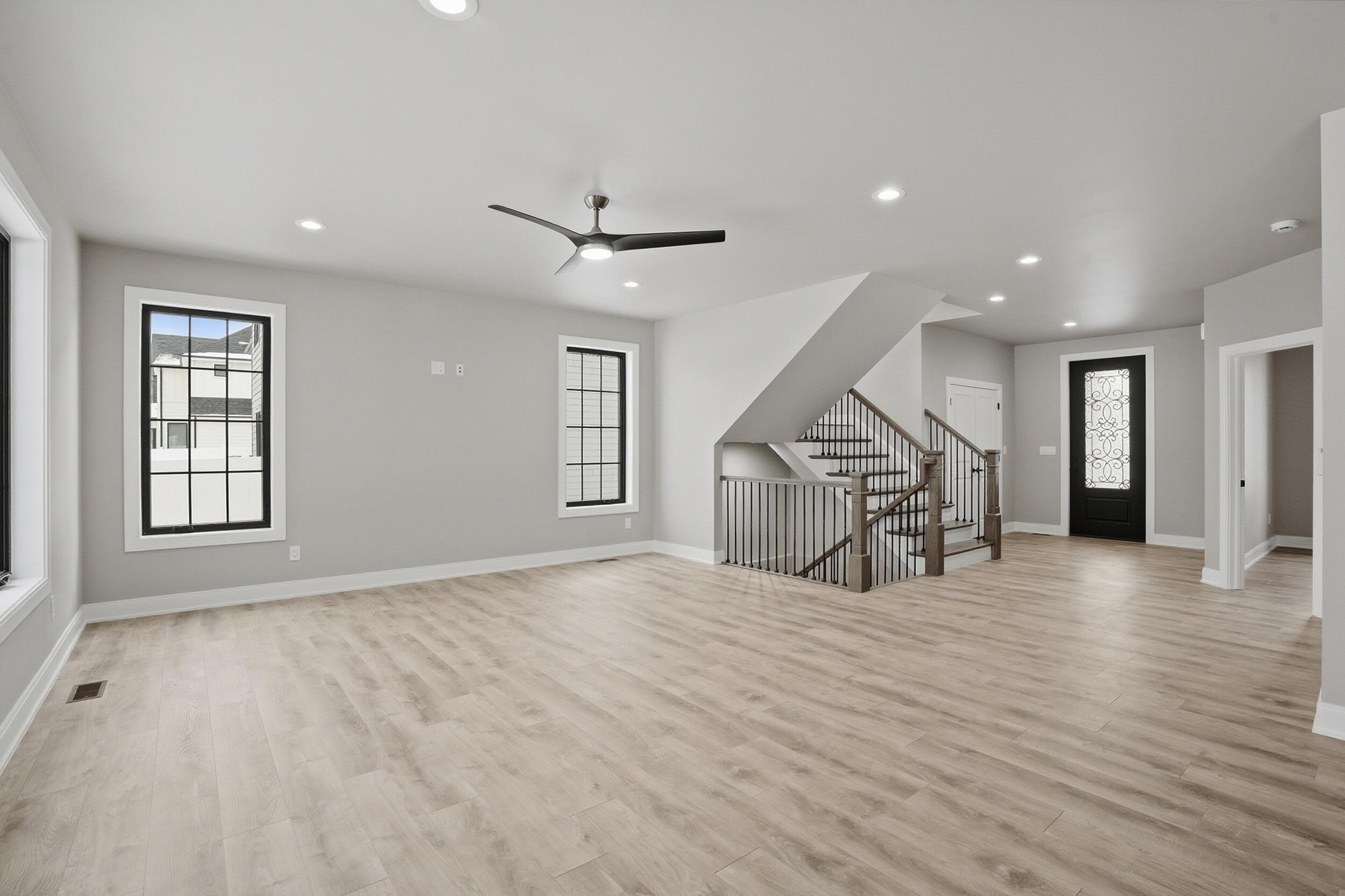 8201 Castle Drive, Munster, IN 46321; Image #7