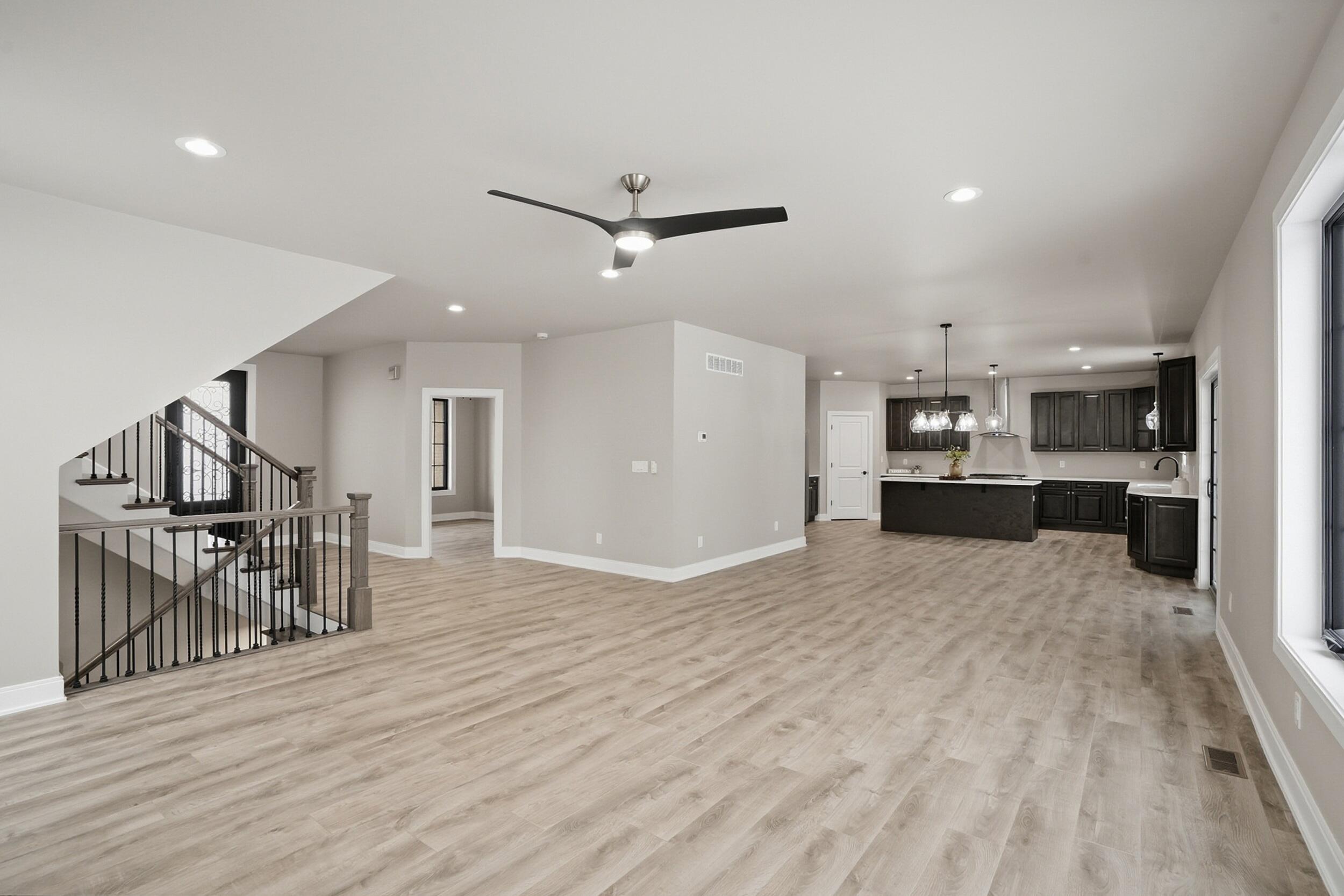 8201 Castle Drive, Munster, IN 46321; Image #9