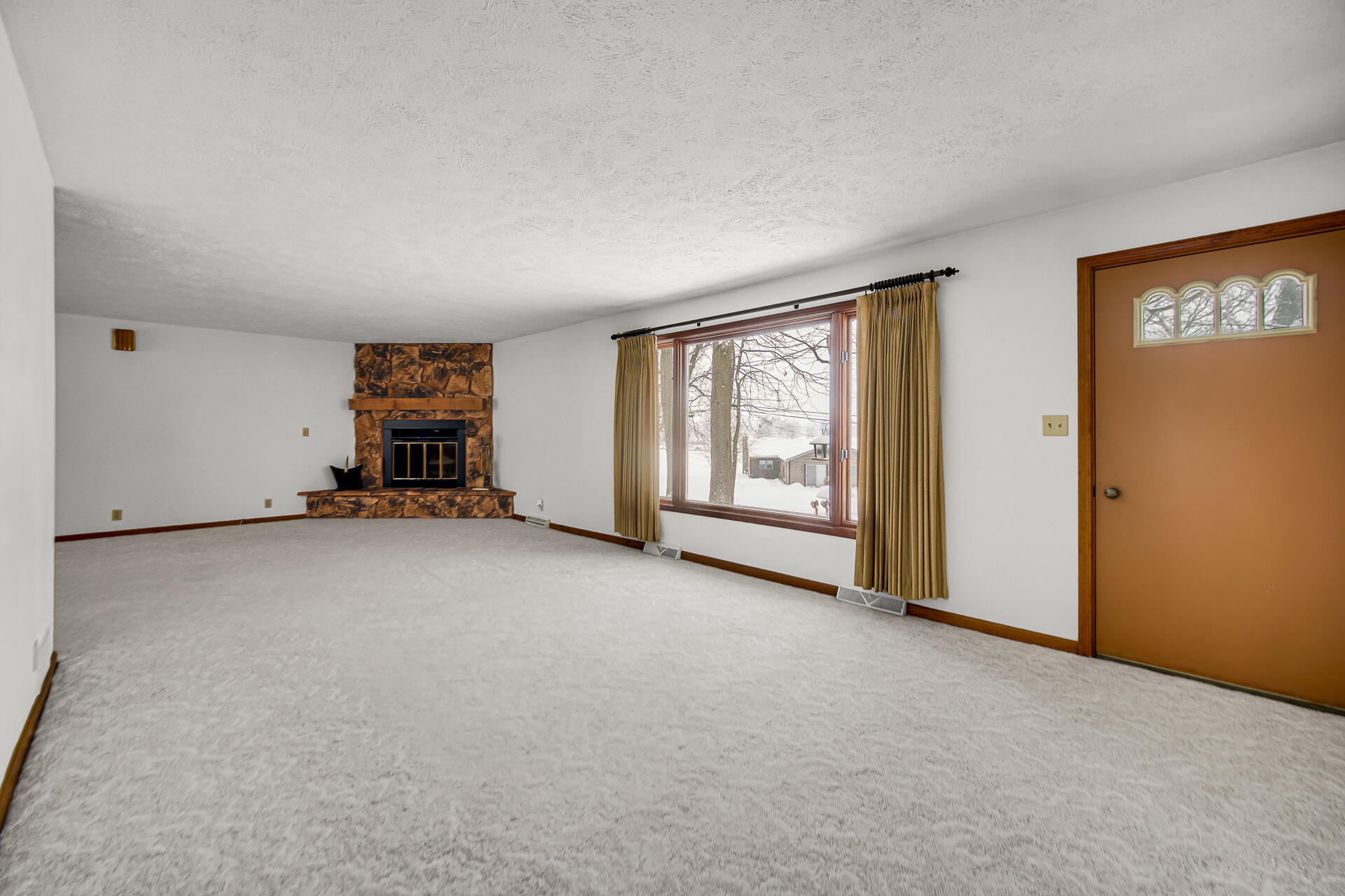 54 Dogwood Drive, La Porte, IN 46350; Image #14
