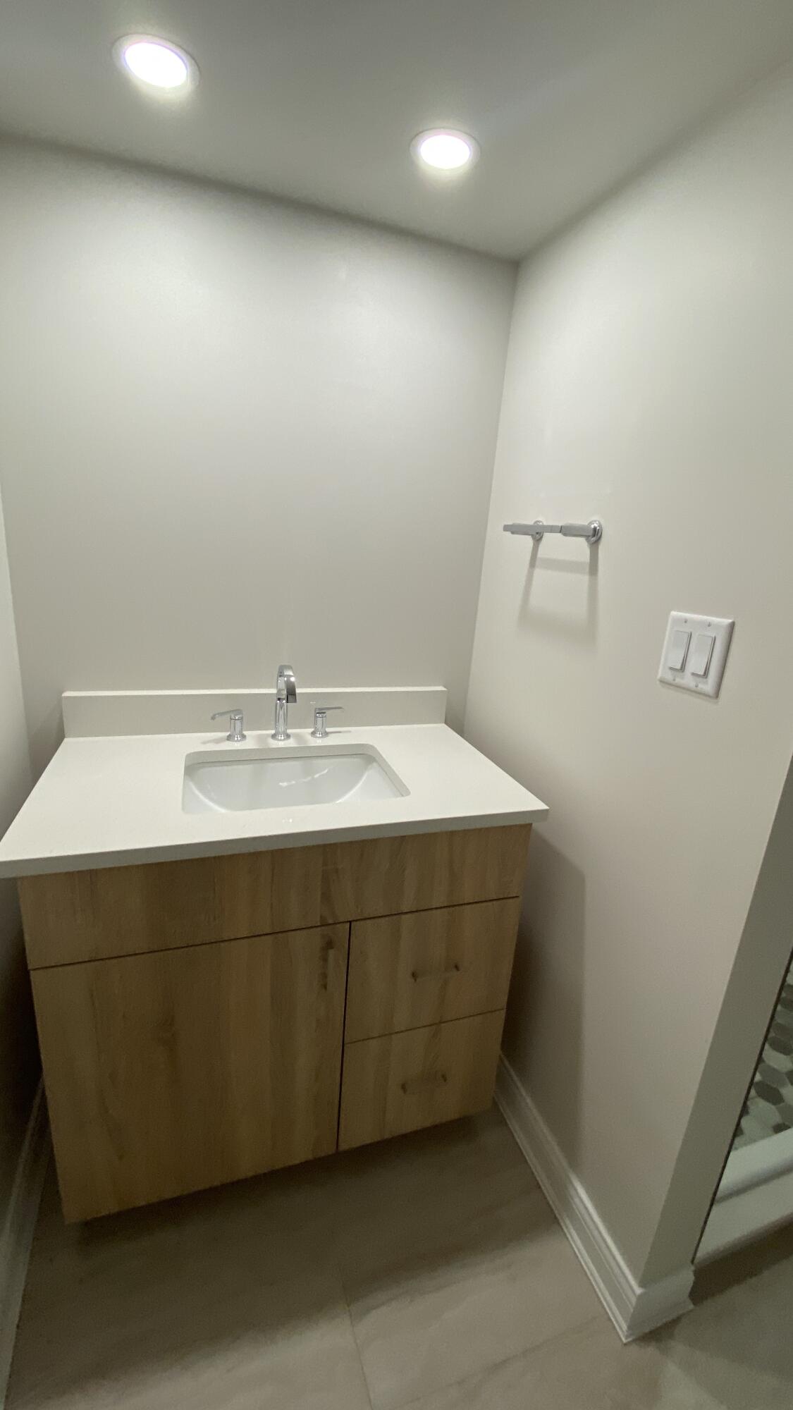 408 N Griffith Boulevard, Griffith, IN 46319; Image #44