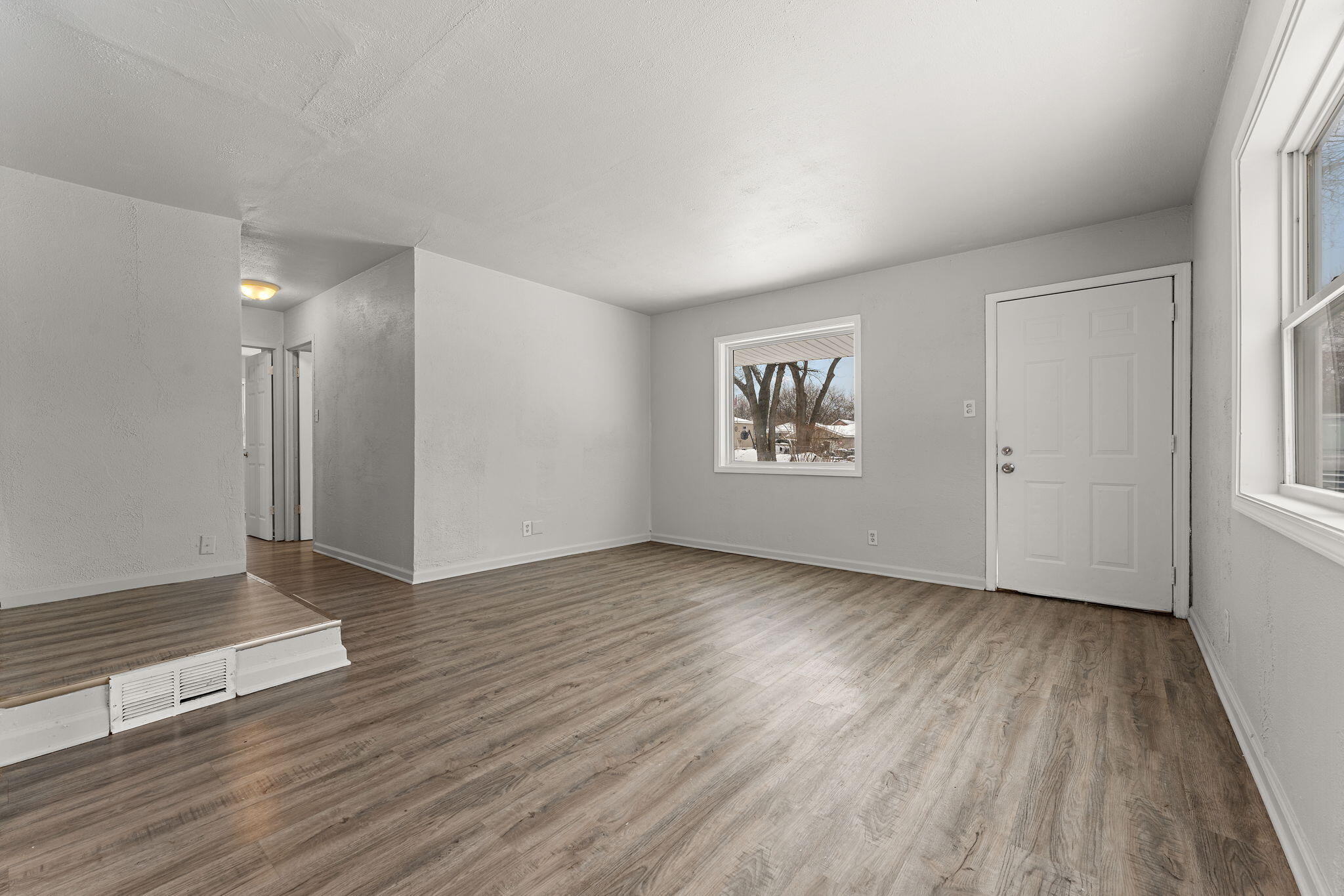 4079 Missouri Street, Hobart, IN 46342; Image #4