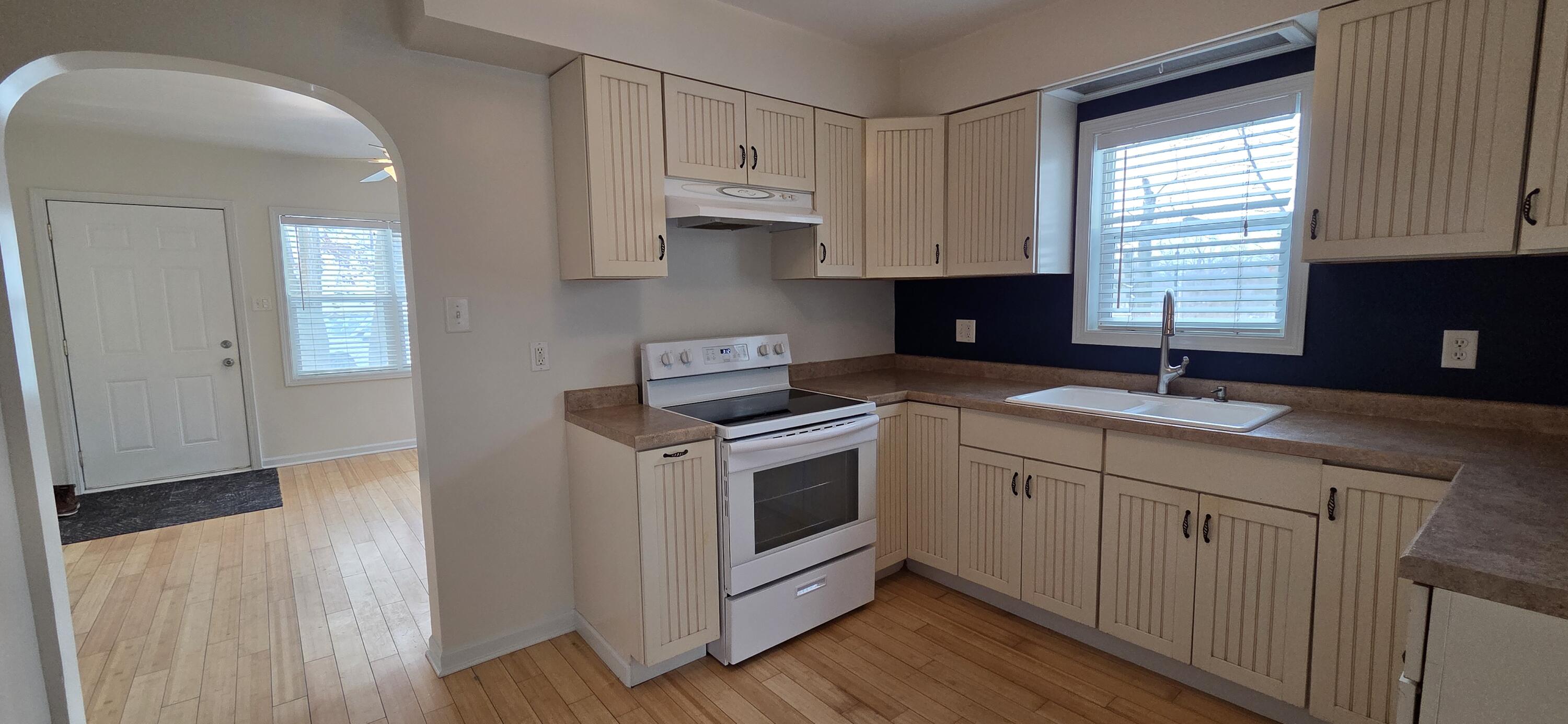 801 N Shelby Street, Gary, IN 46403; Image #13