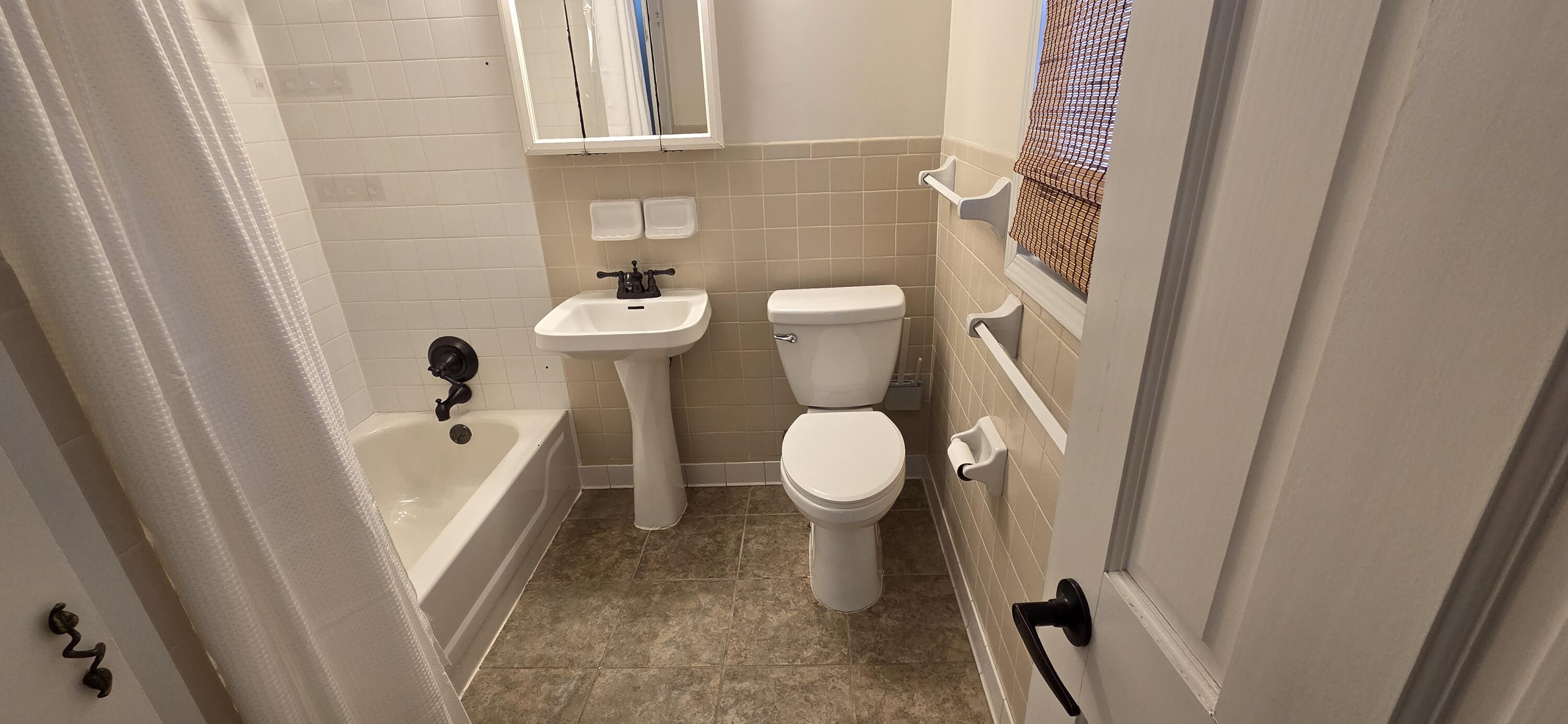 801 N Shelby Street, Gary, IN 46403; Image #26