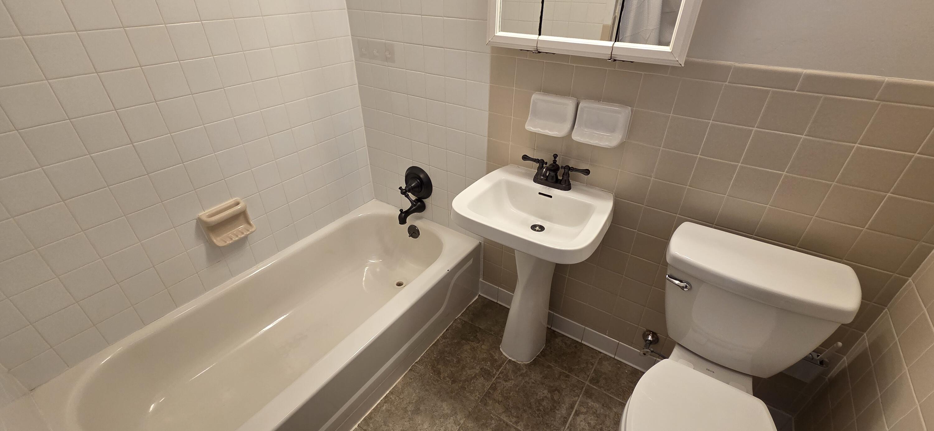 801 N Shelby Street, Gary, IN 46403; Image #27