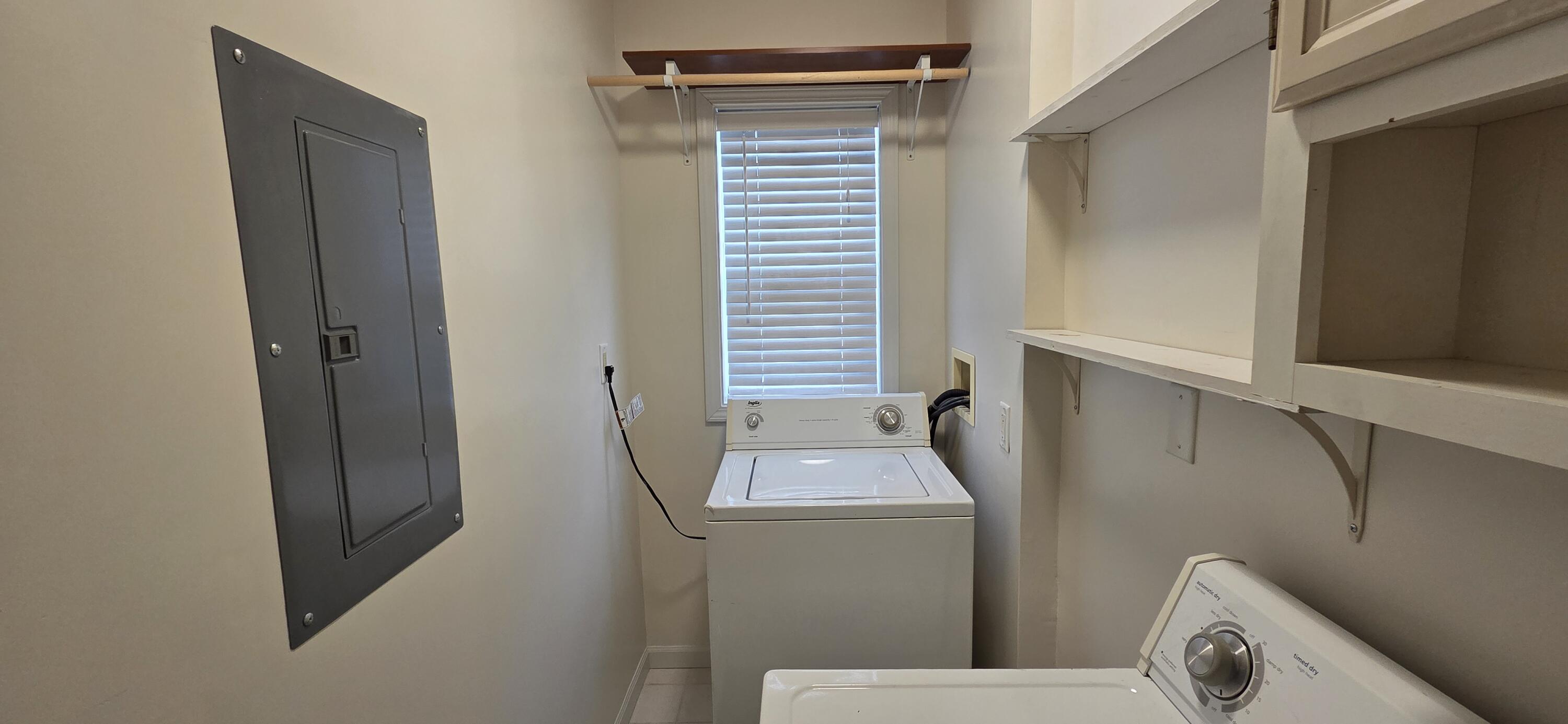 801 N Shelby Street, Gary, IN 46403; Image #35