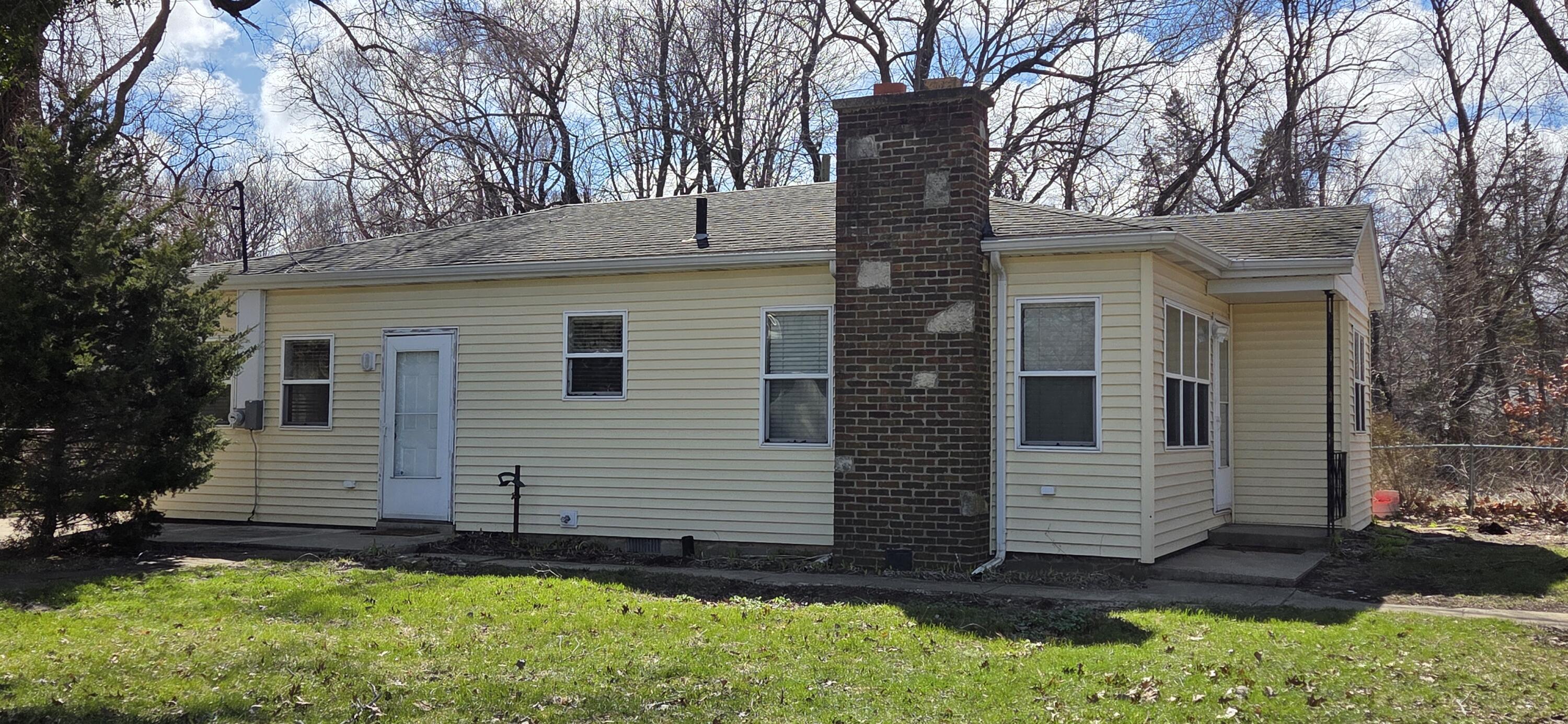 801 N Shelby Street, Gary, IN 46403; Image #4