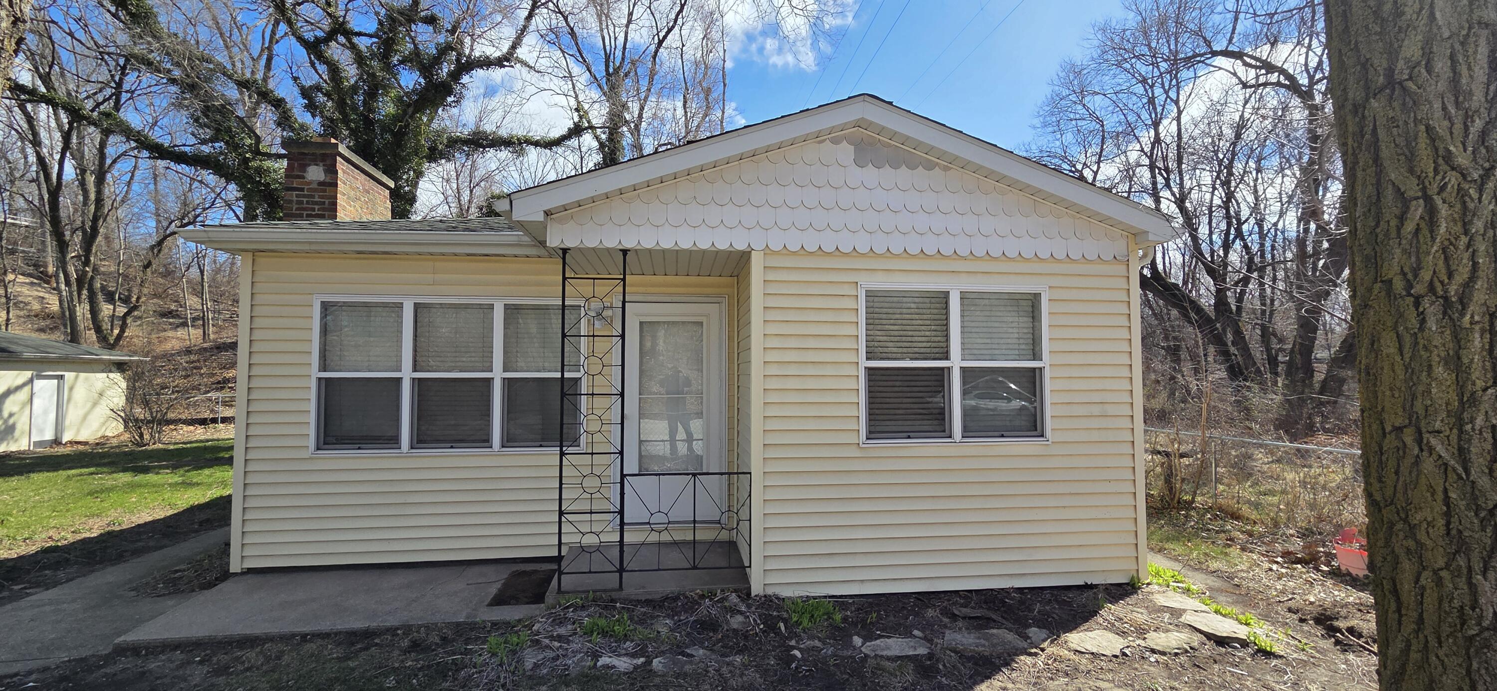 801 N Shelby Street, Gary, IN 46403; Image #51