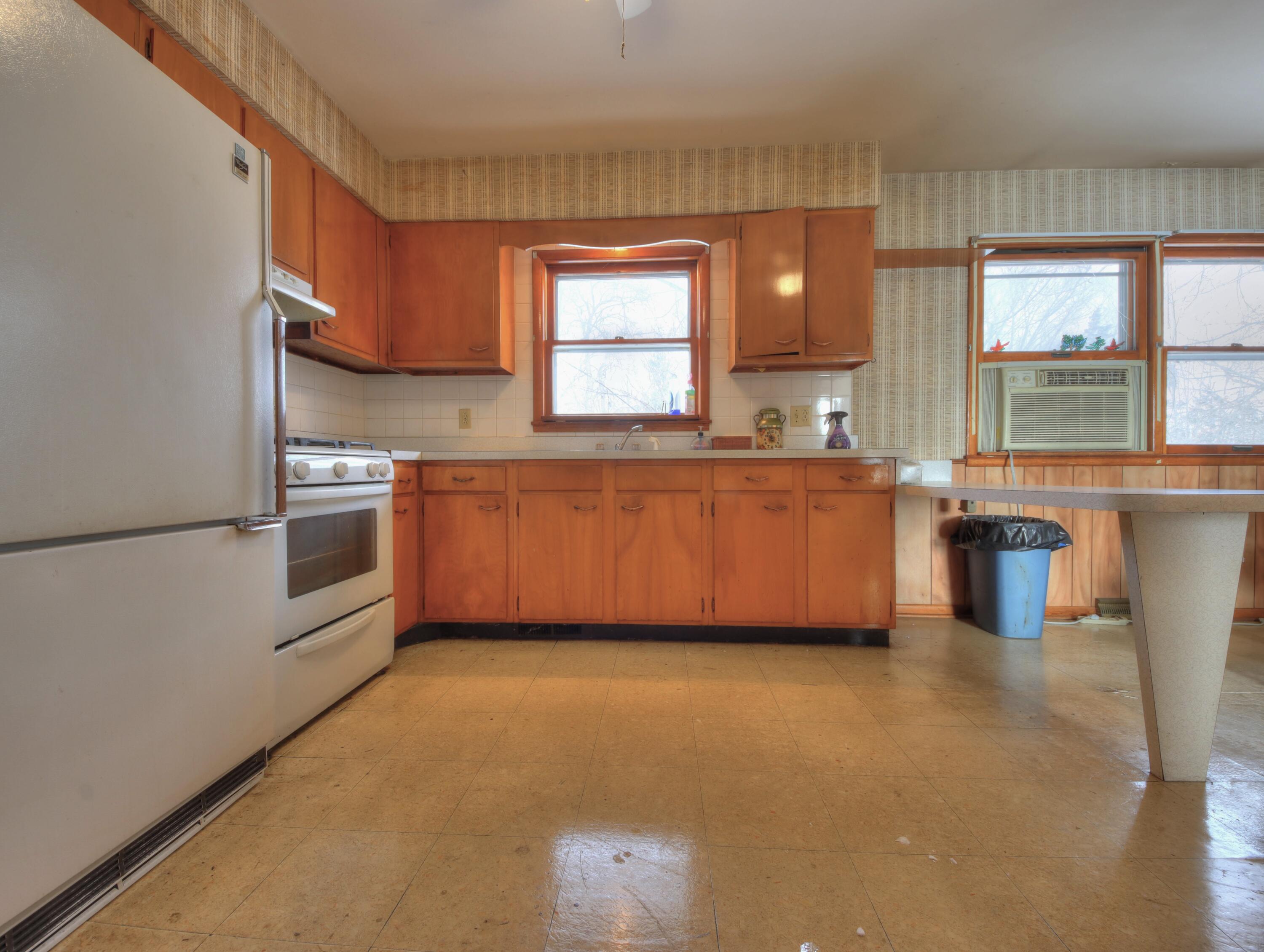 8343 W Pahs Road, Michigan City, IN 46360; Image #20