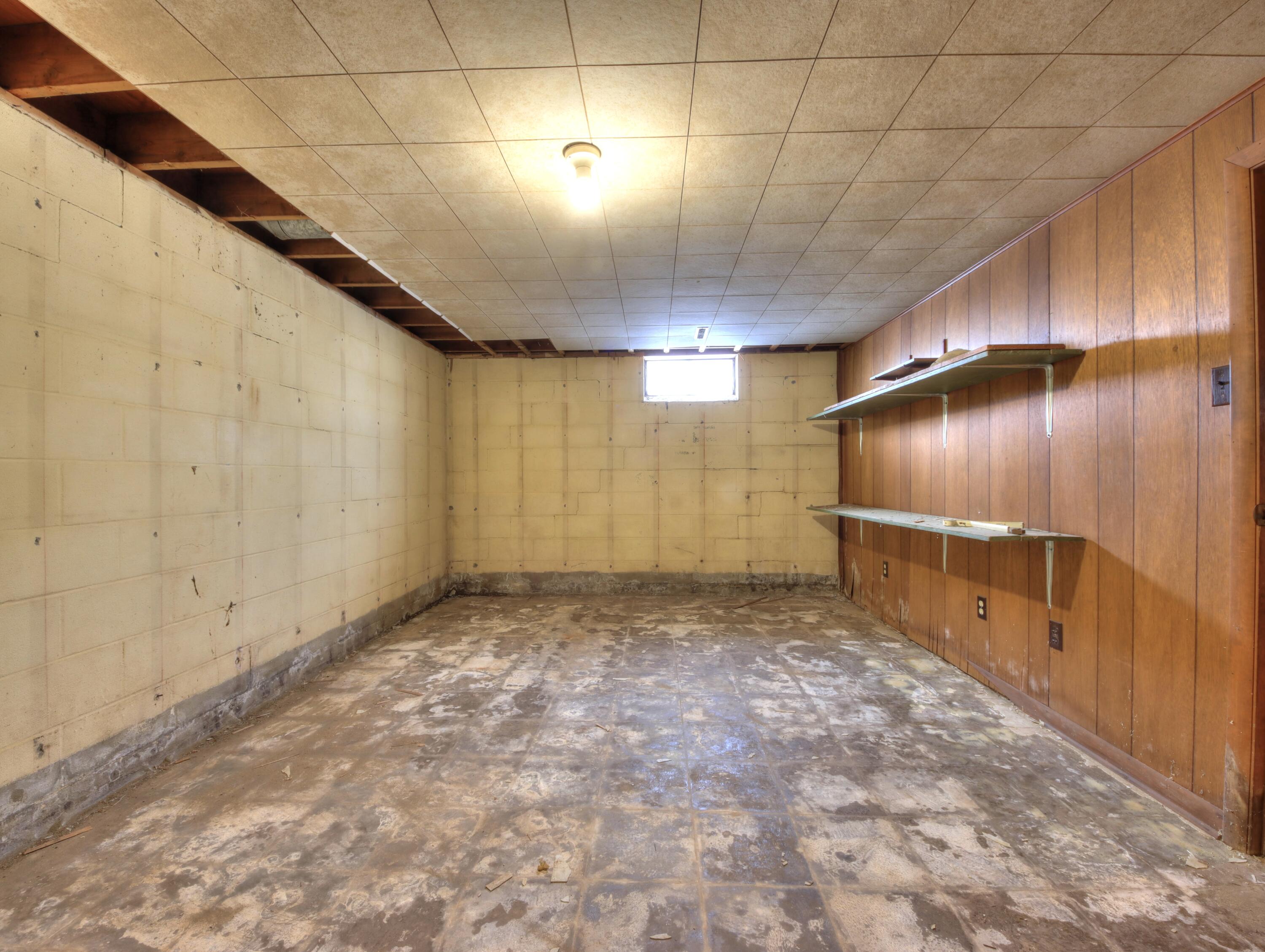 8343 W Pahs Road, Michigan City, IN 46360; Image #29