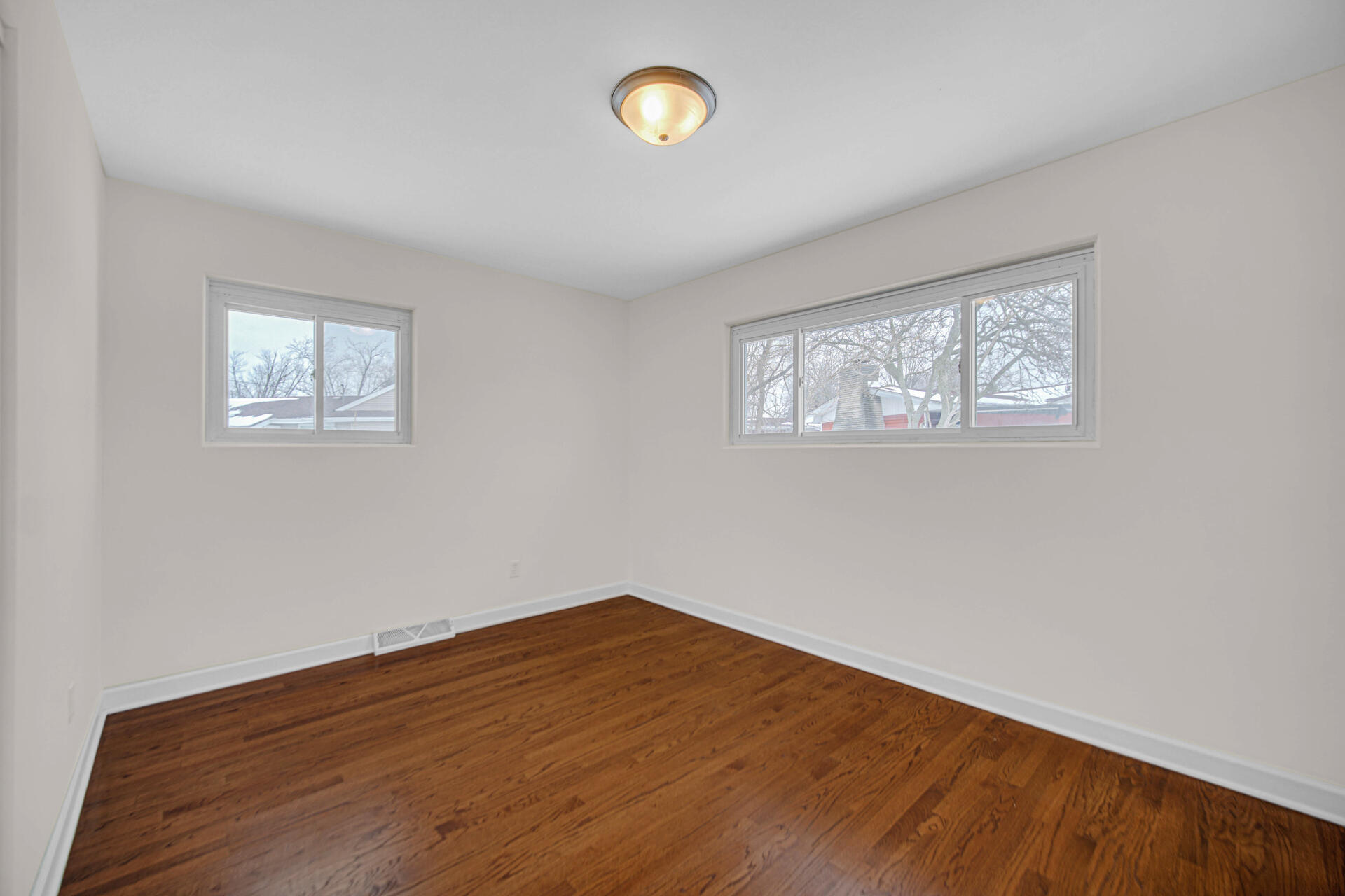 622 E 54th Avenue, Merrillville, IN 46410; Image #13