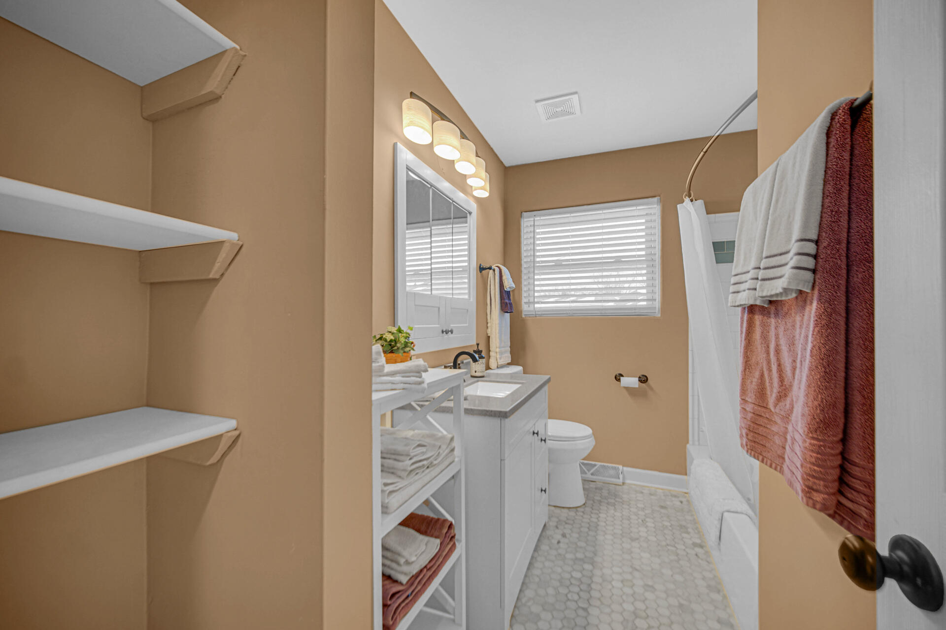 622 E 54th Avenue, Merrillville, IN 46410; Image #15