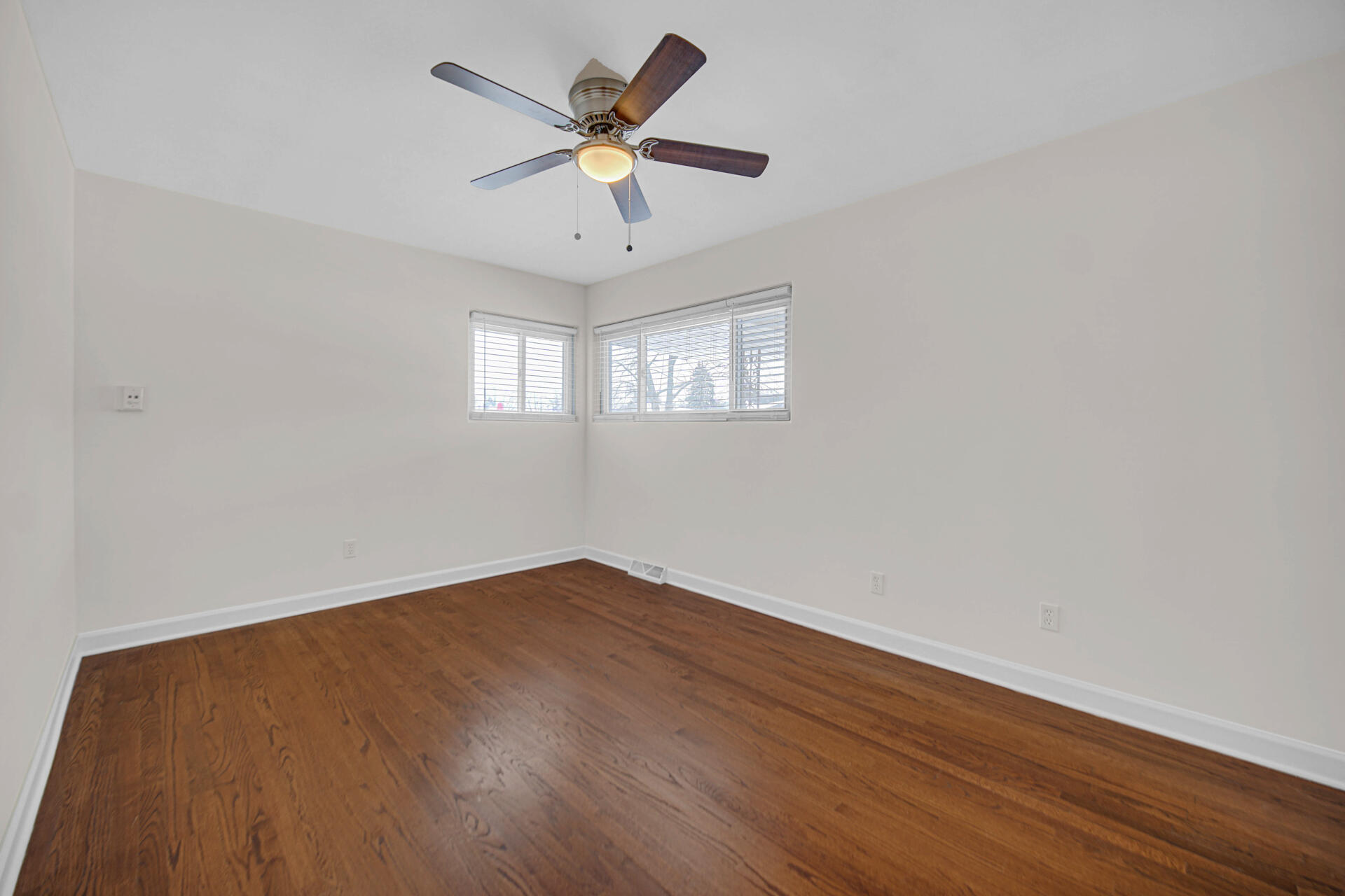 622 E 54th Avenue, Merrillville, IN 46410; Image #17