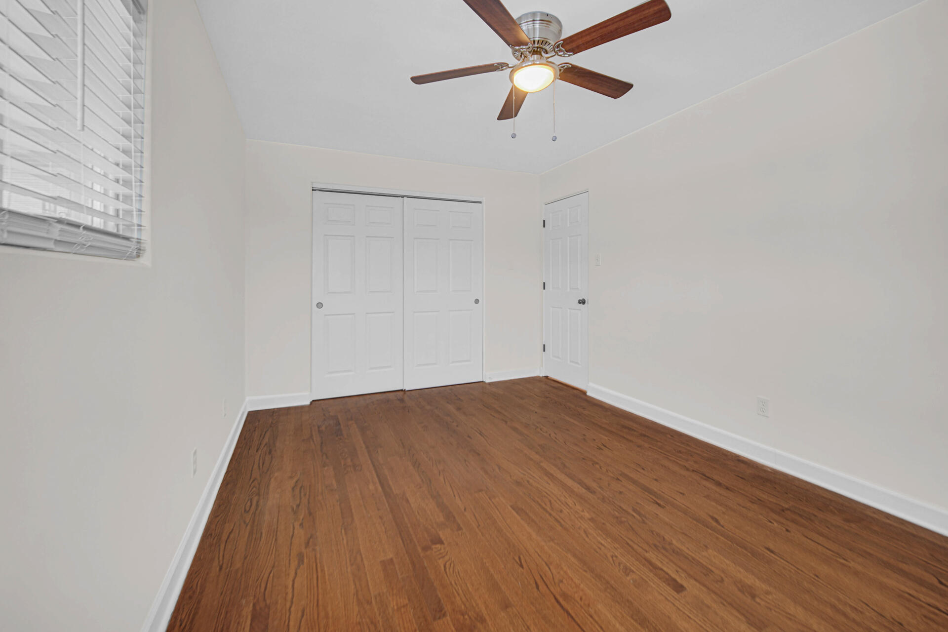 622 E 54th Avenue, Merrillville, IN 46410; Image #18