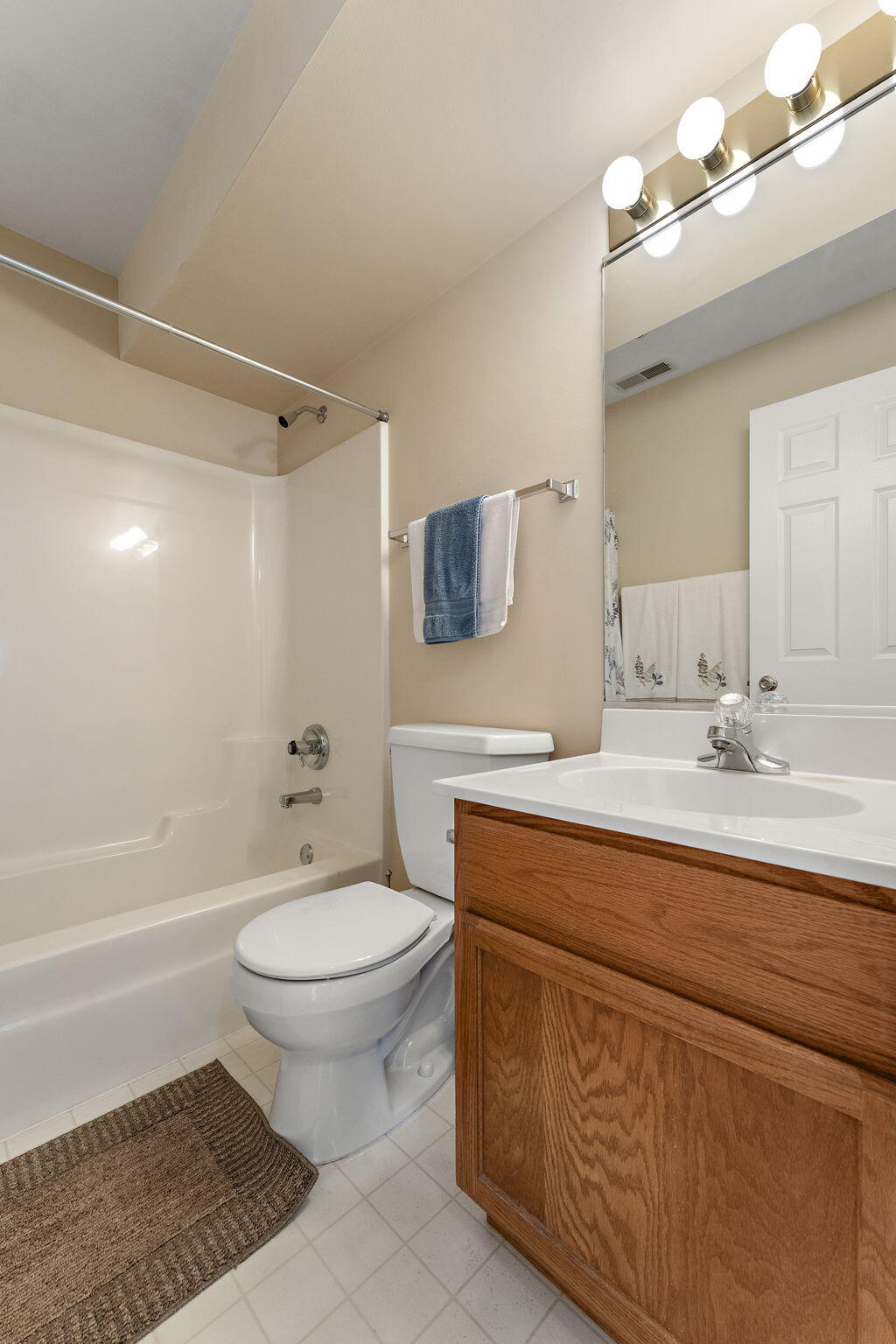 2343 99th Street, Highland, IN #2a, 46322; Image #11