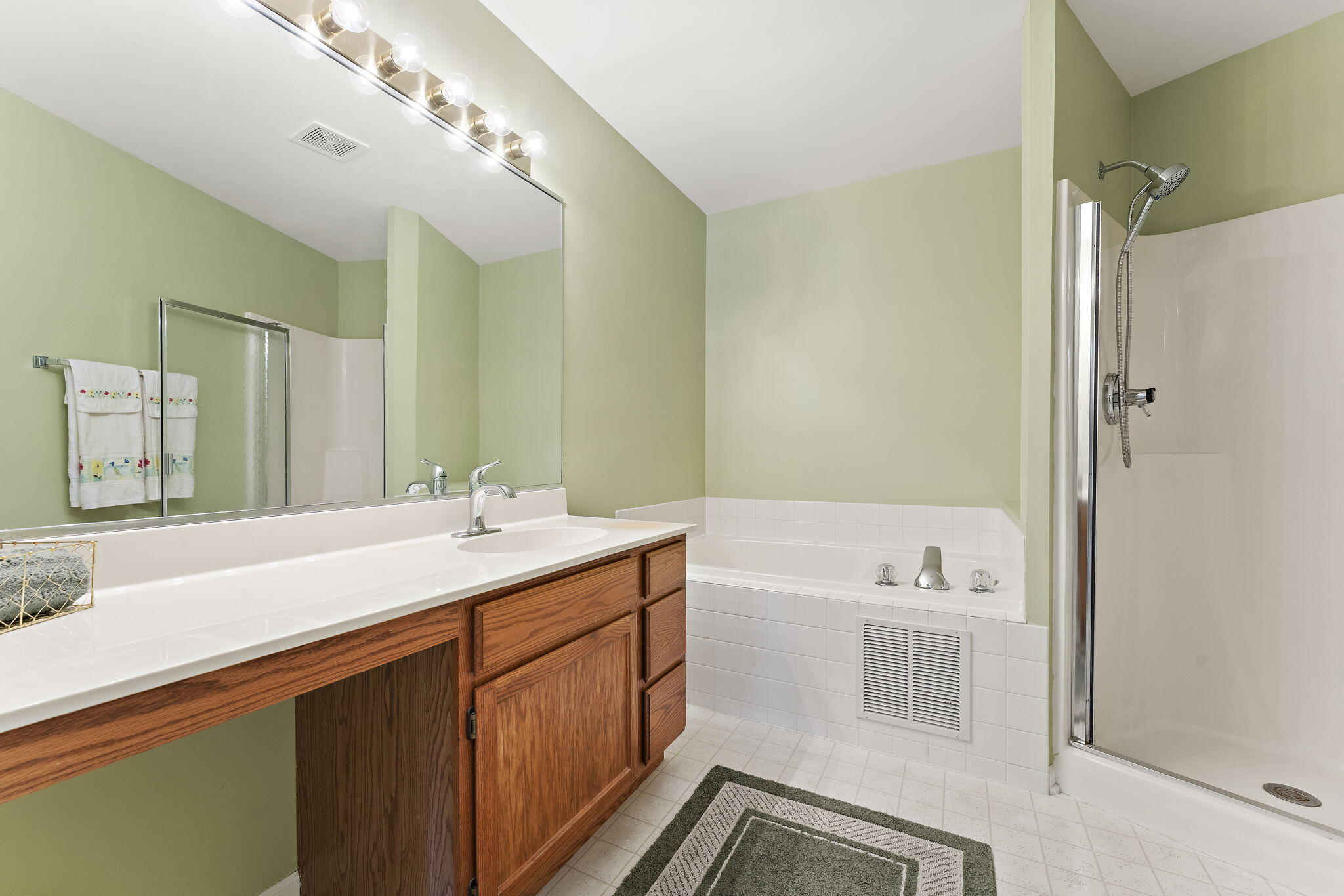 2343 99th Street, Highland, IN #2a, 46322; Image #6