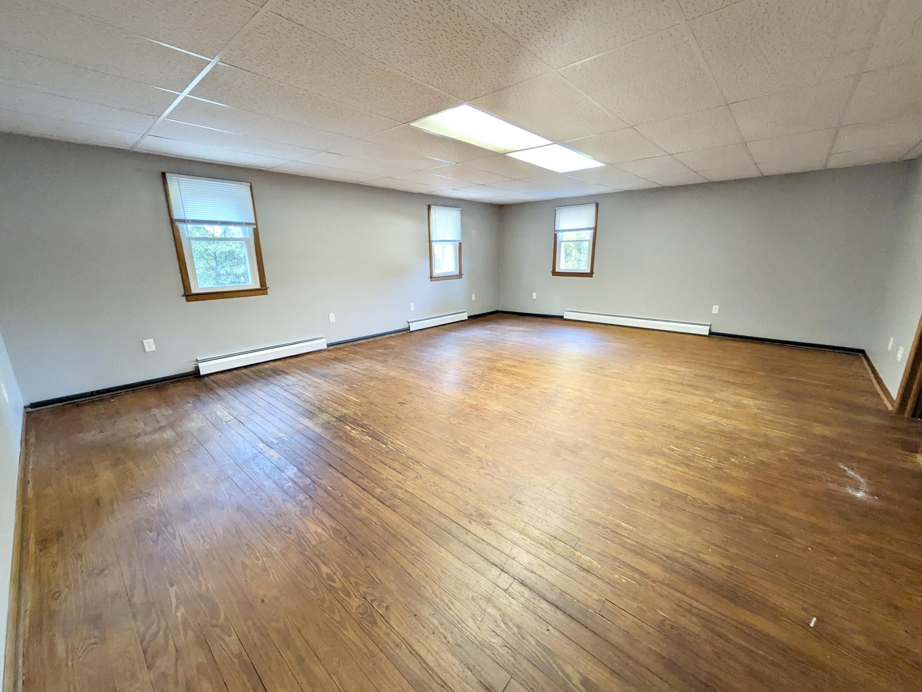 400 S Liberty Street, Hobart, IN 46342; Image #10