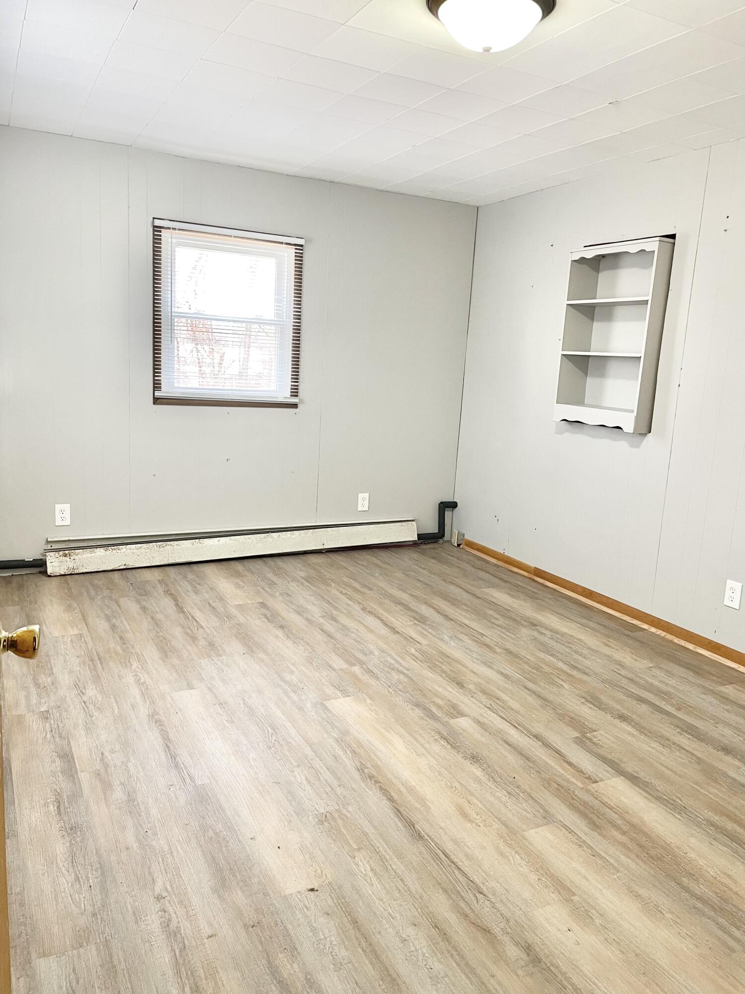 400 S Liberty Street, Hobart, IN 46342; Image #12
